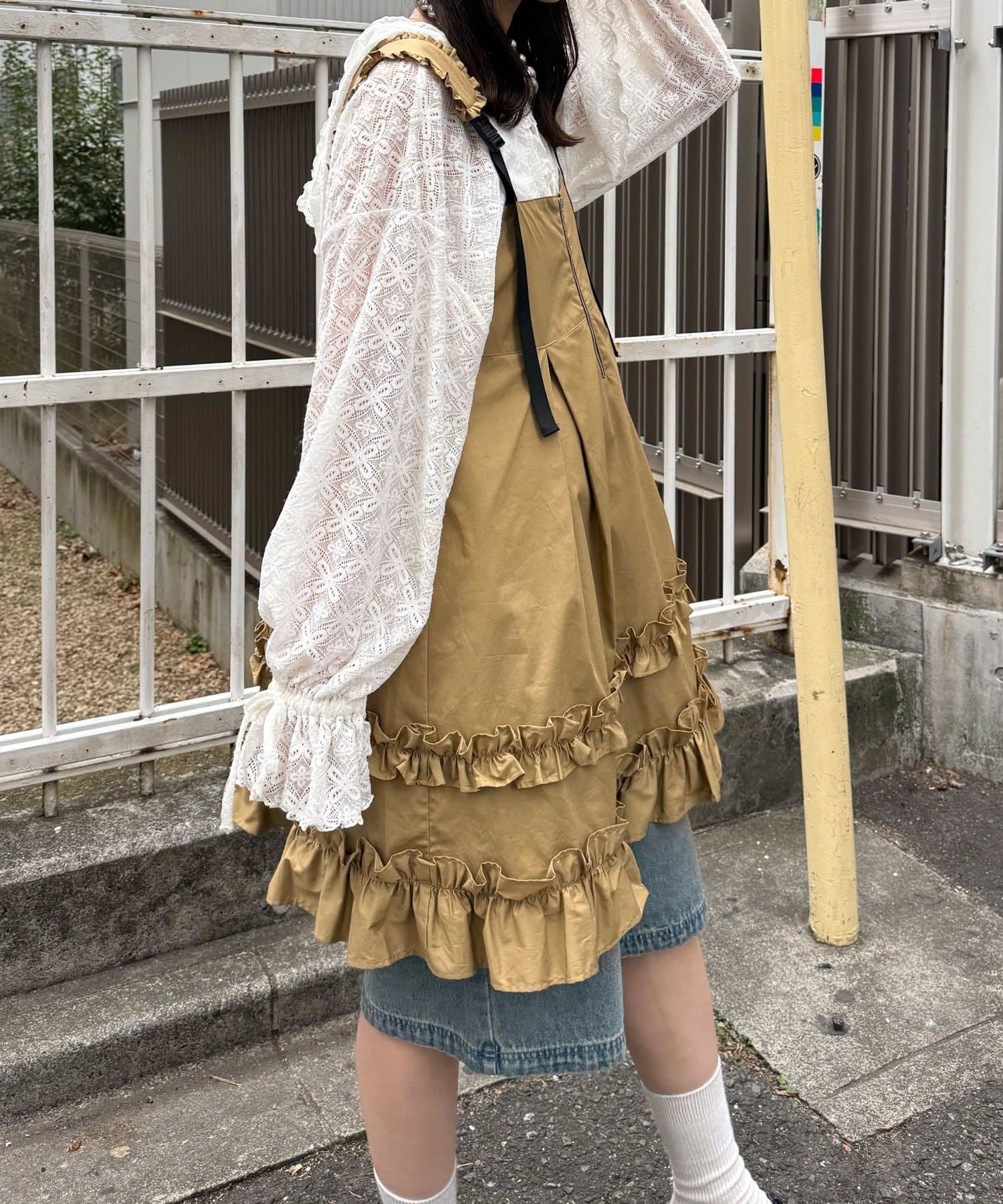 CIAOPANIC 荷葉邊軍裝風中長背帶裙 - Image 7