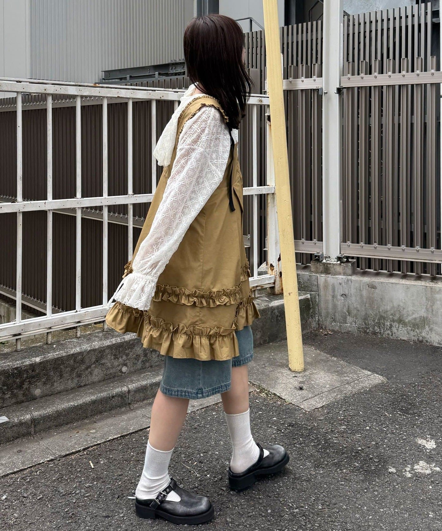 CIAOPANIC 荷葉邊軍裝風中長背帶裙 - Image 10