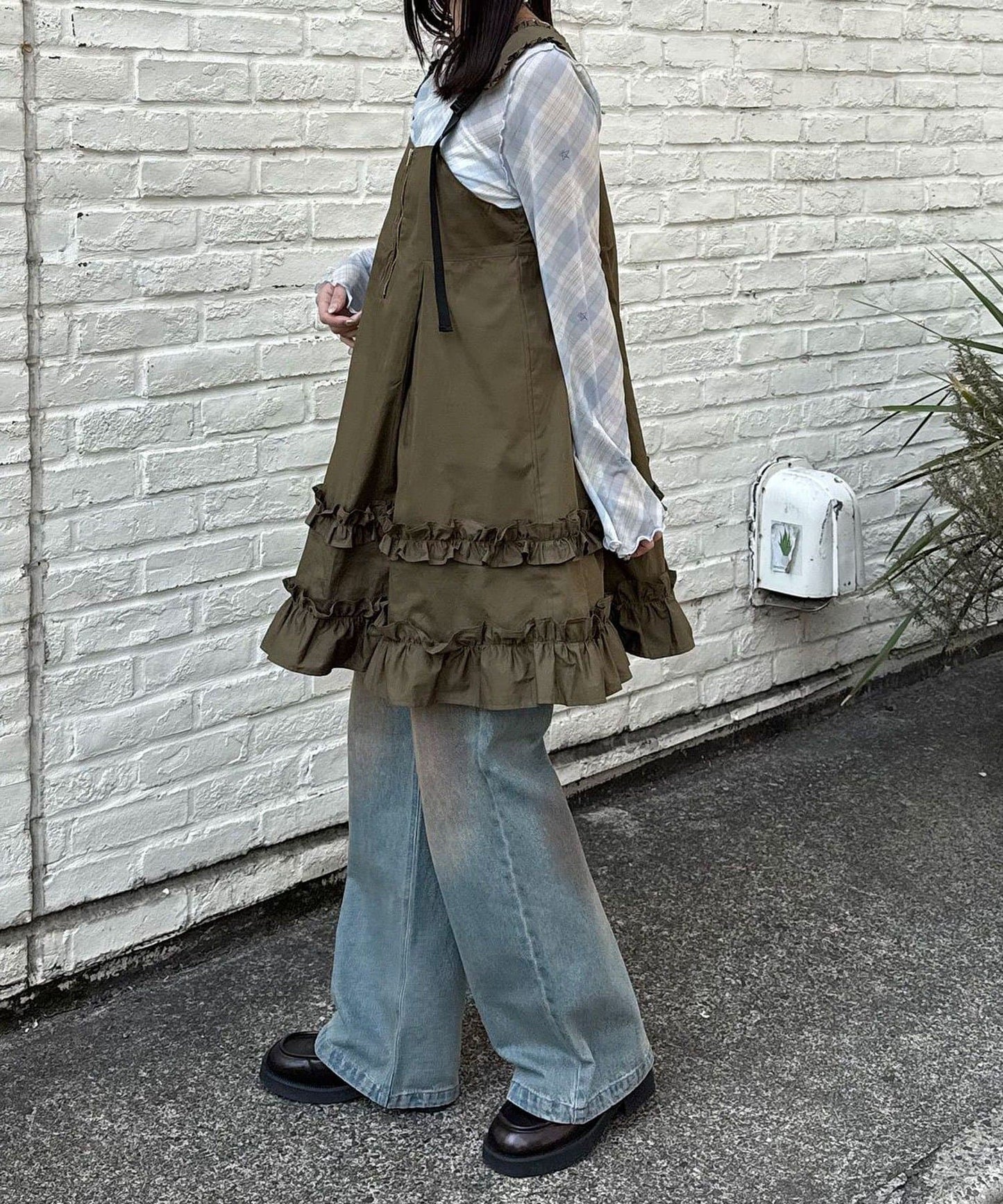 CIAOPANIC 荷葉邊軍裝風中長背帶裙 - Image 16