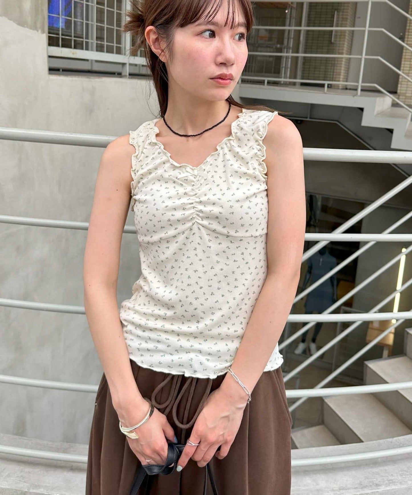 umm. by Discoat Mellow front ribbon tank - Image 21