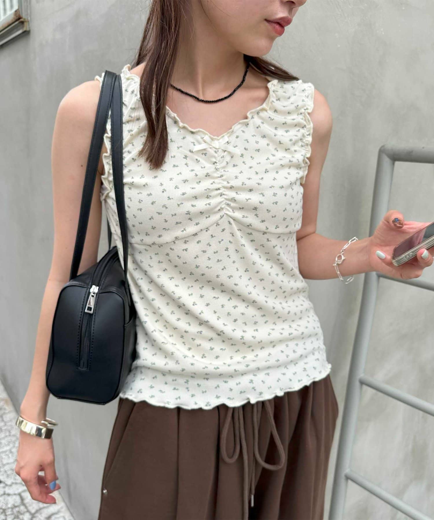 umm. by Discoat Mellow front ribbon tank - Image 16
