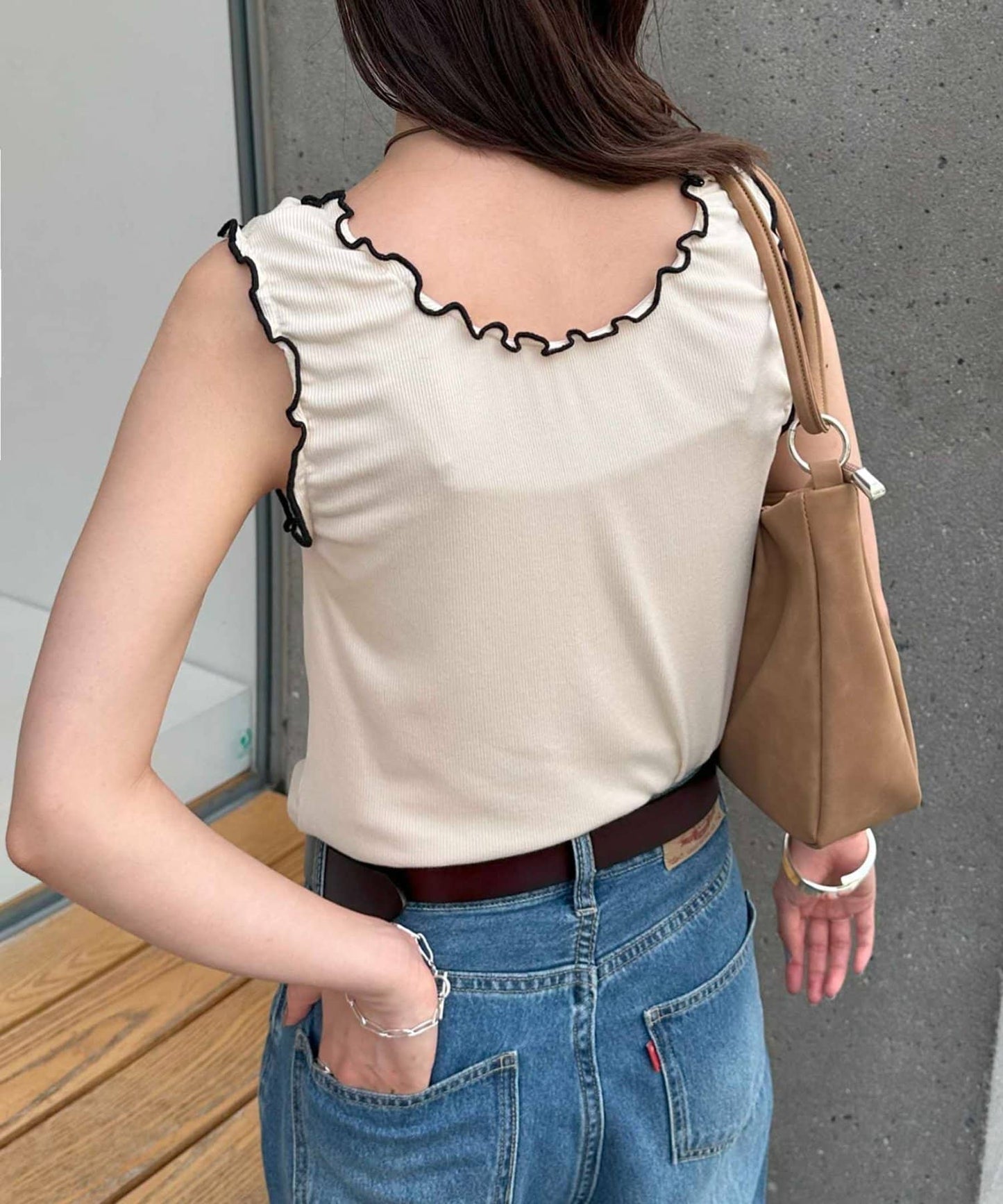 umm. by Discoat Mellow front ribbon tank - Image 27