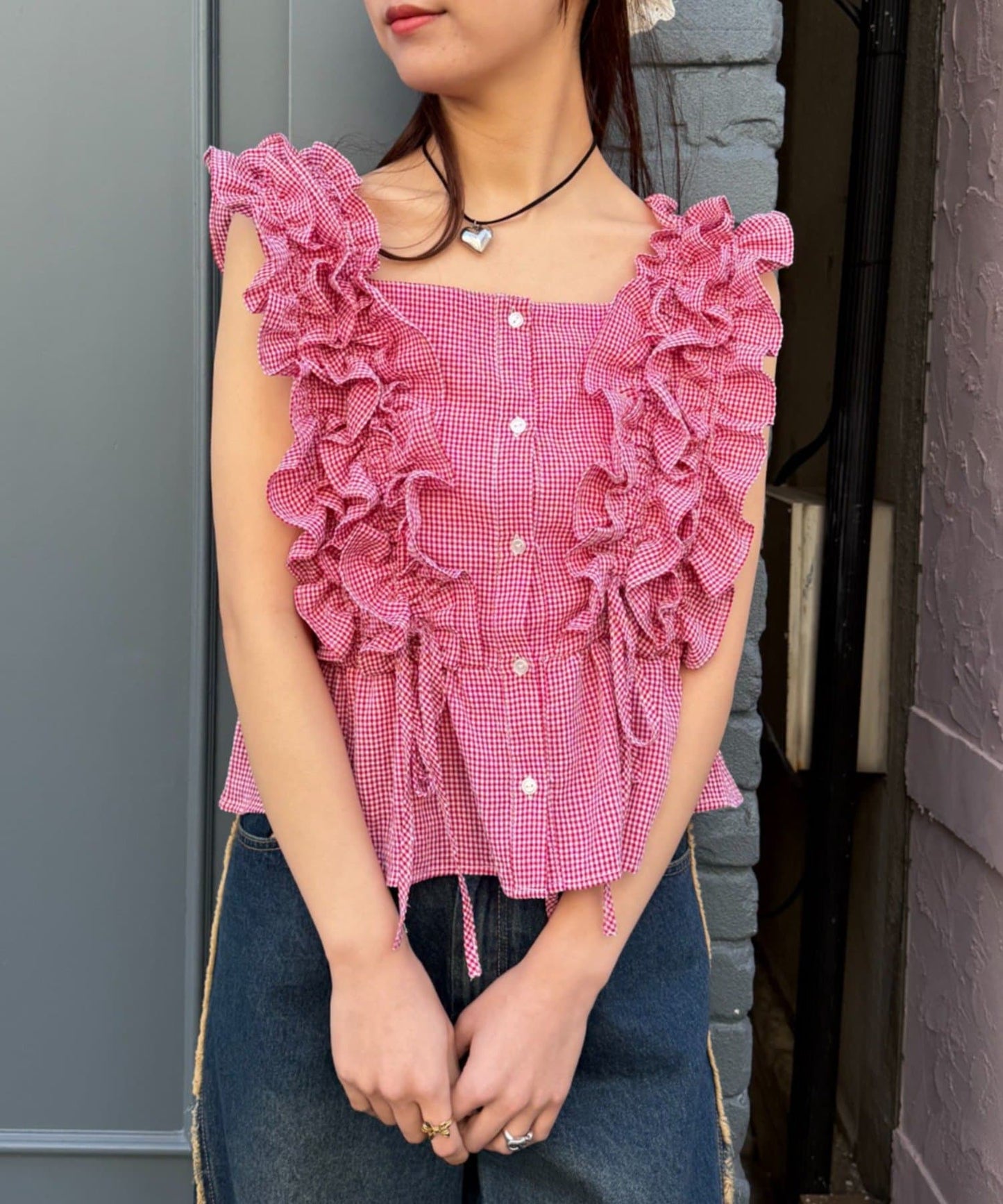 w closet Frilly sleeveless blouse - Image 6
