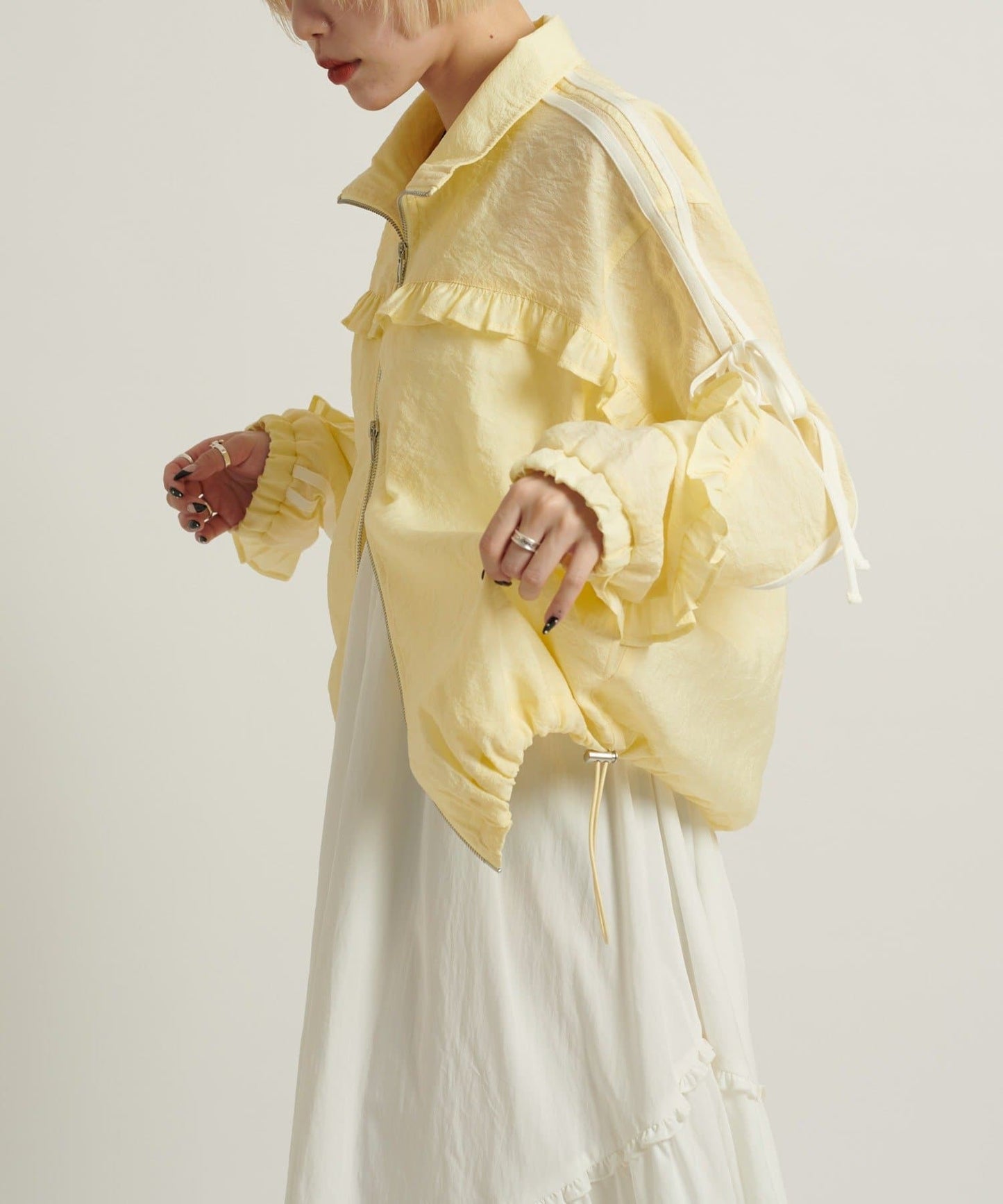 w closet frill line jacket - Image 34