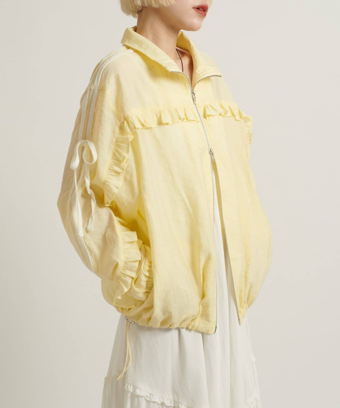 w closet frill line jacket - Image 36