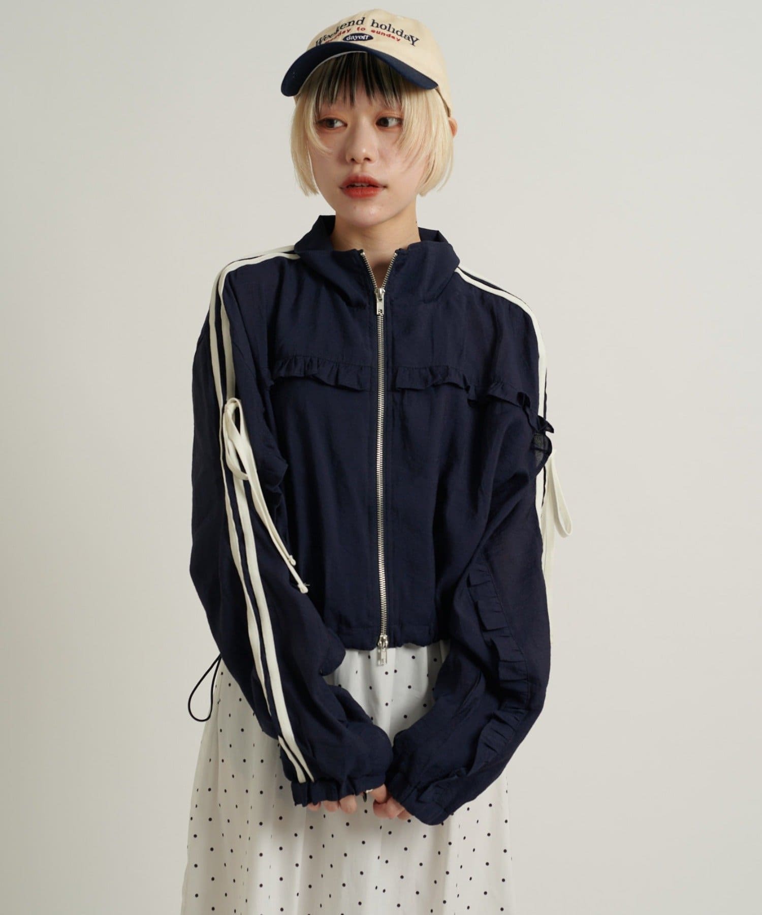 w closet frill line jacket - Image 3