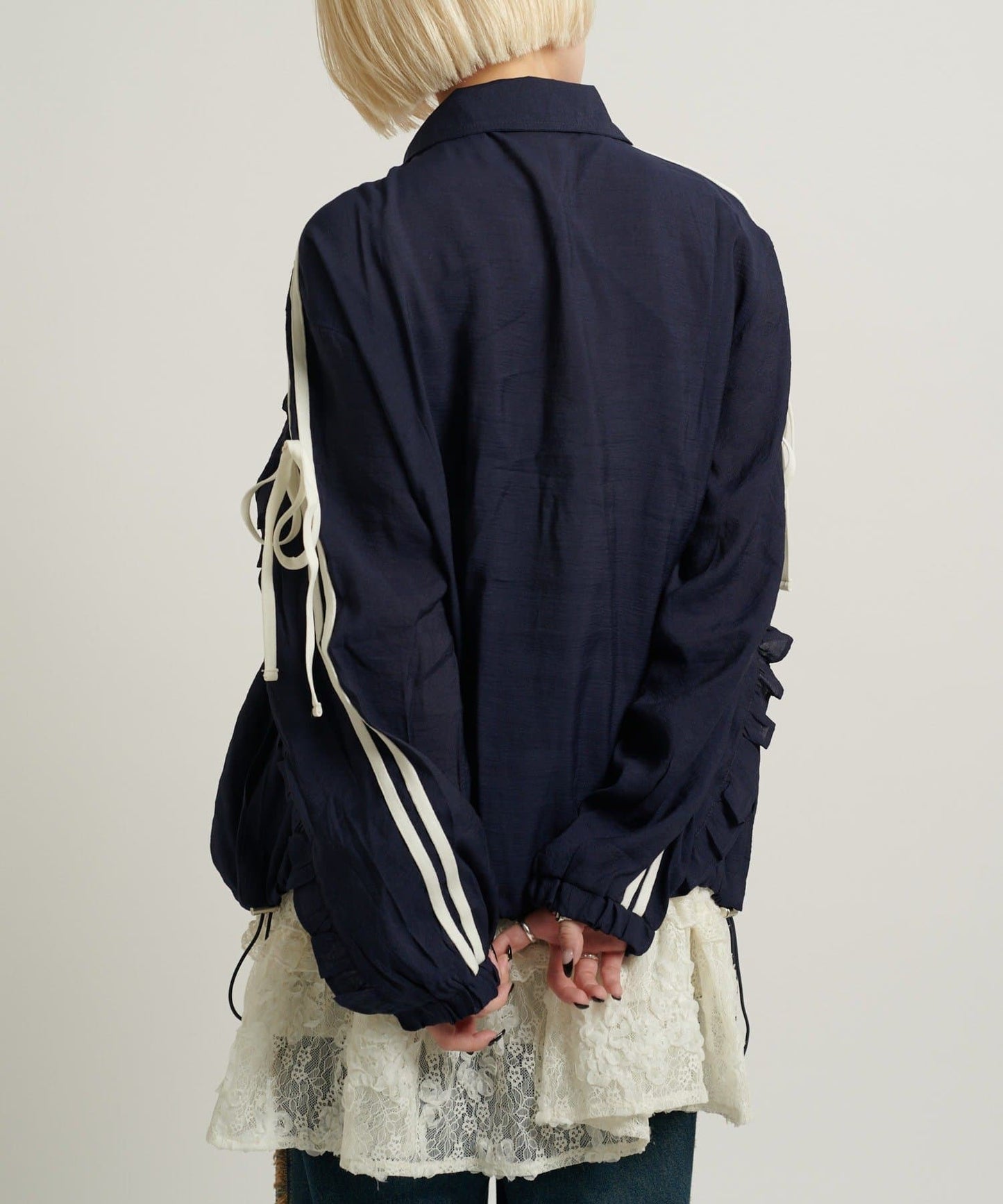 w closet frill line jacket - Image 44