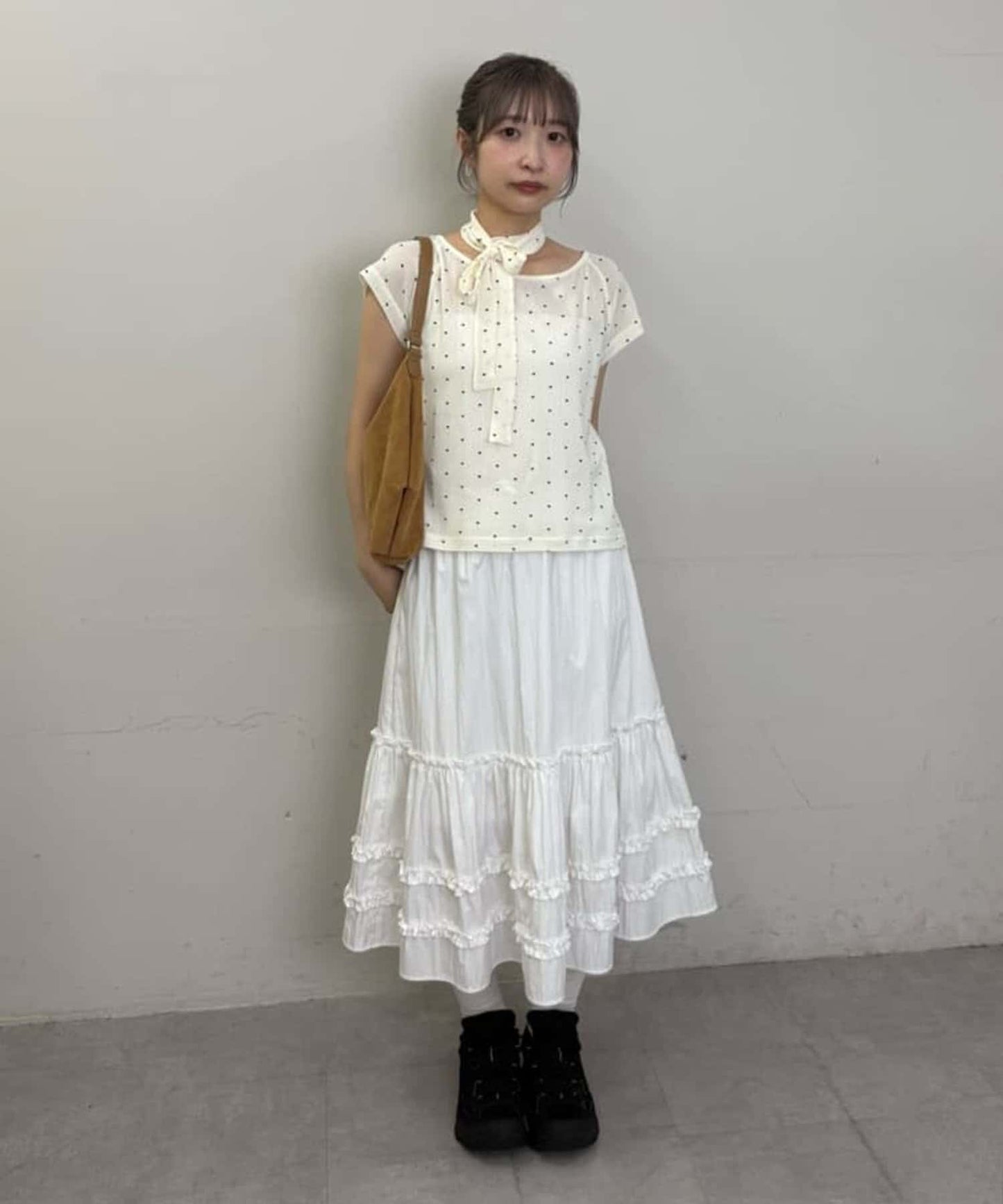 umm. By Discaot 波點Top with choker - Image 24