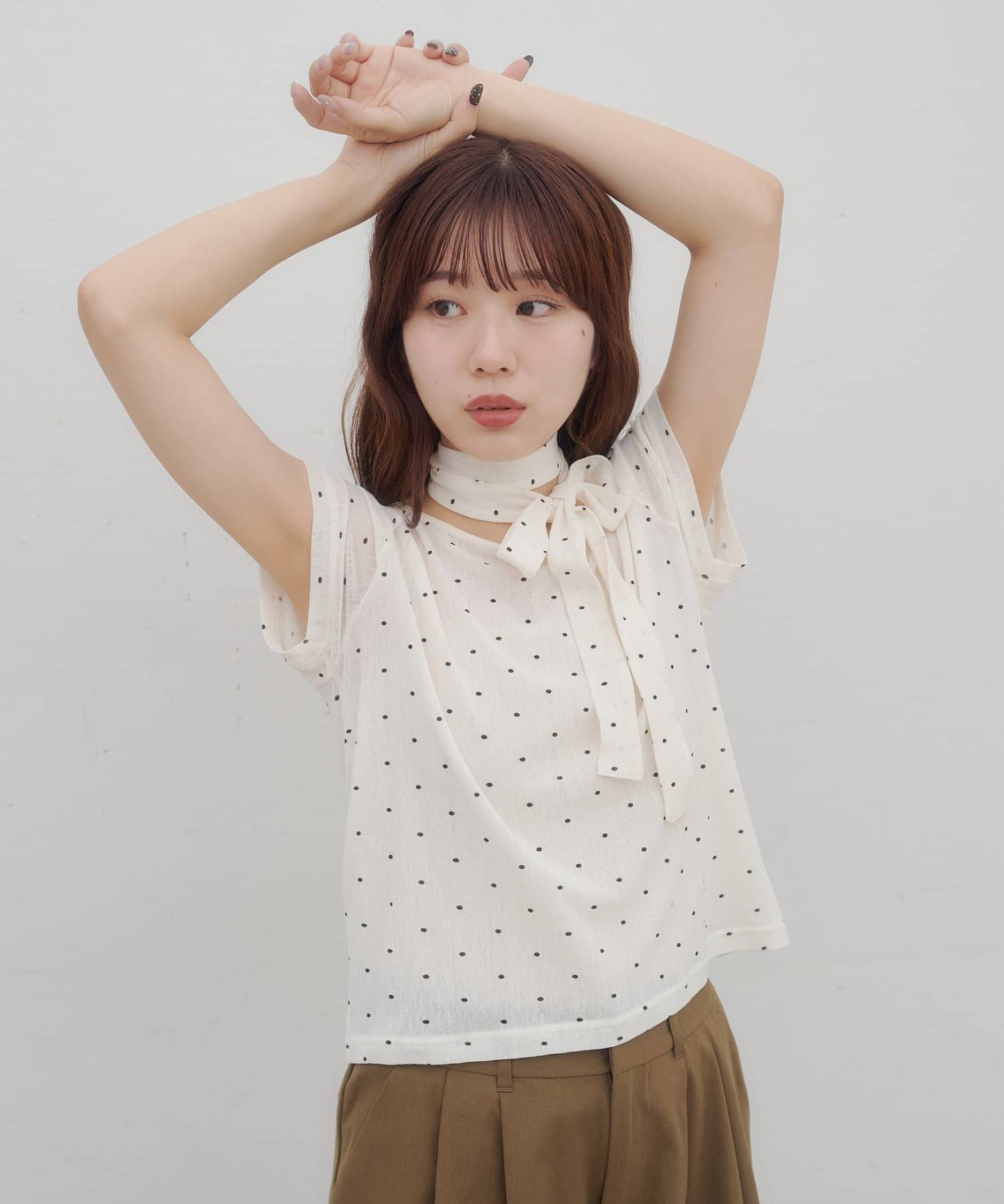 umm. By Discaot 波點Top with choker - Image 7