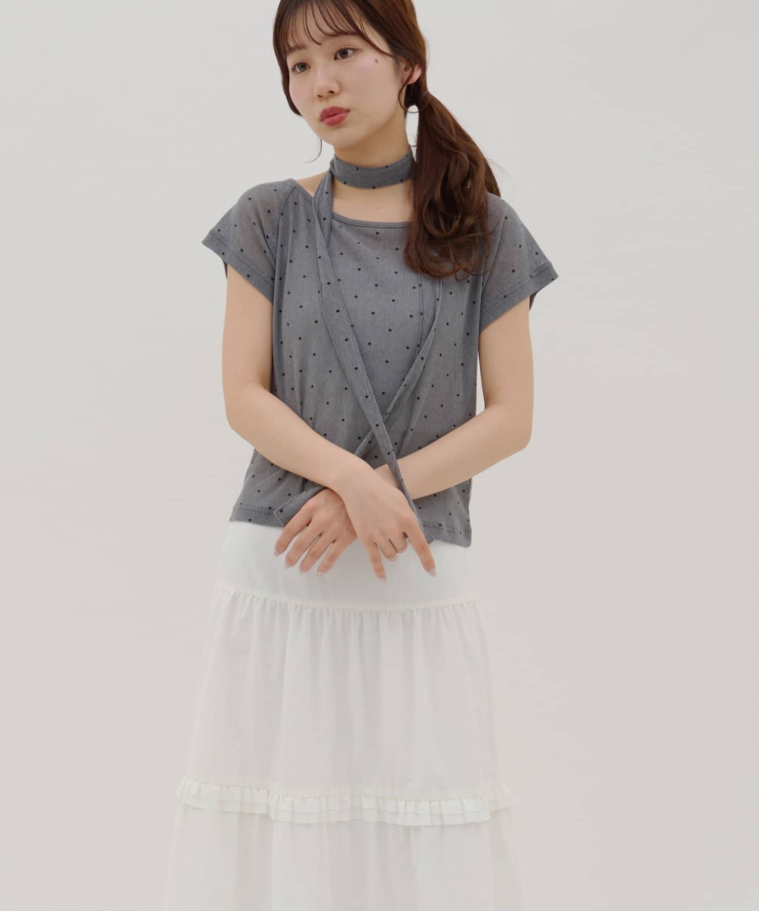 umm. By Discaot 波點Top with choker - Image 33