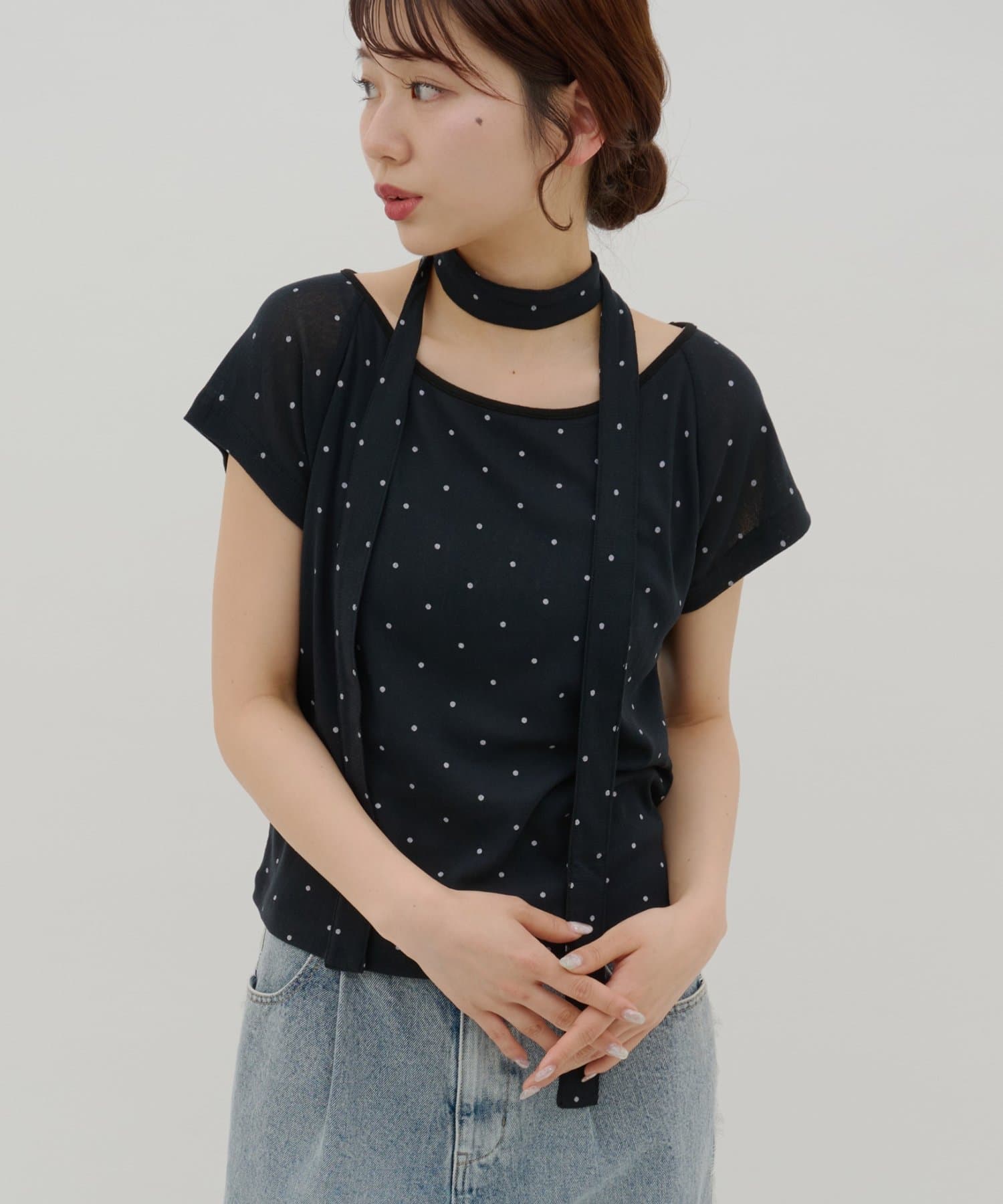 umm. By Discaot 波點Top with choker - Image 48