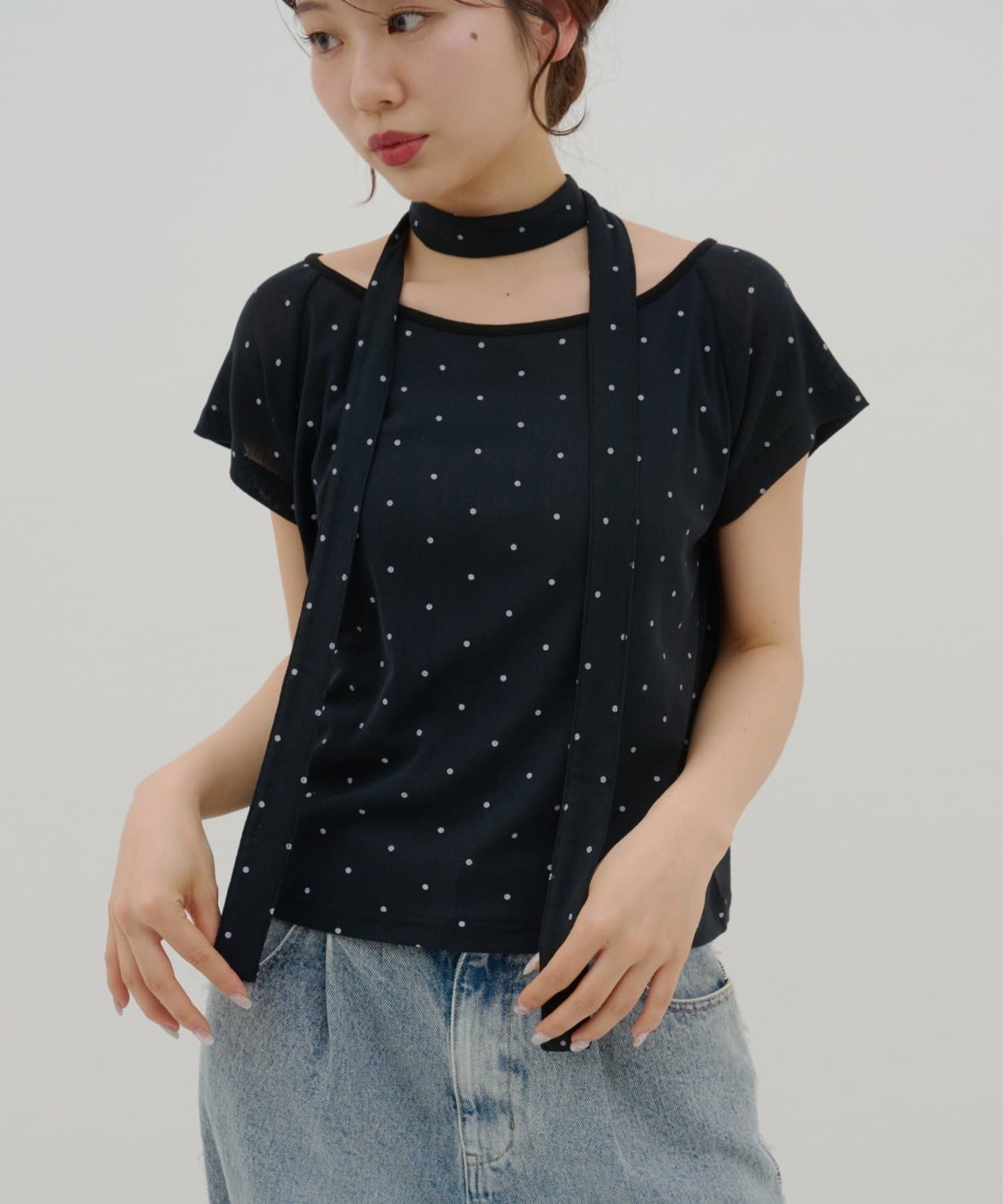 umm. By Discaot 波點Top with choker - Image 52