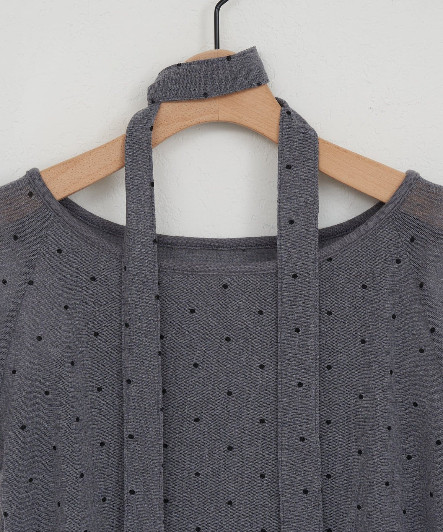 umm. By Discaot 波點Top with choker - Image 55