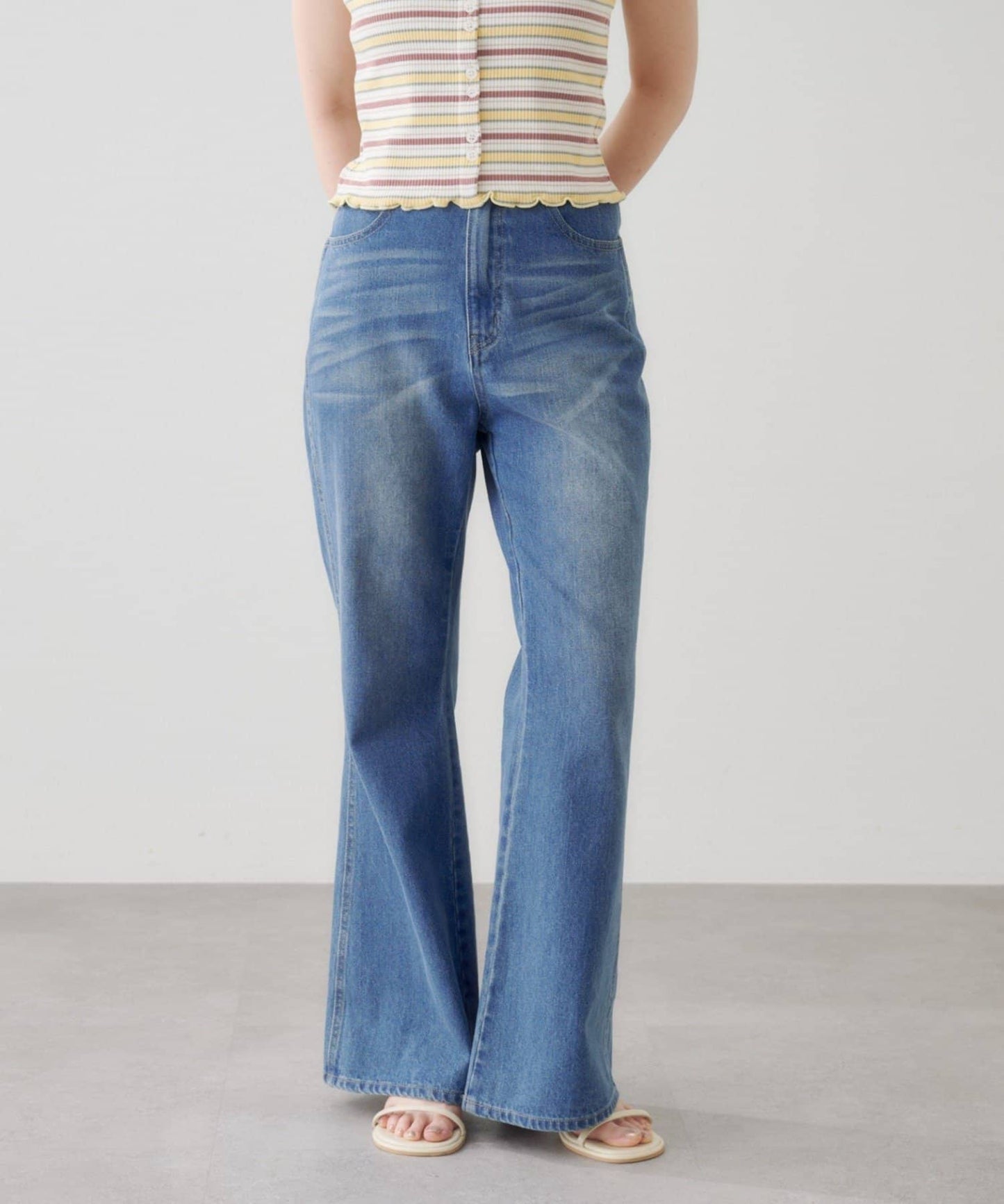Kastane flared denim pants - Image 13