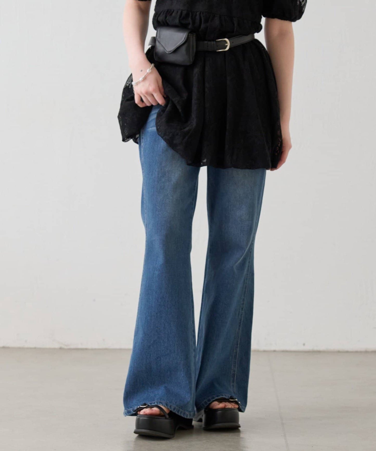Kastane flared denim pants - Image 23