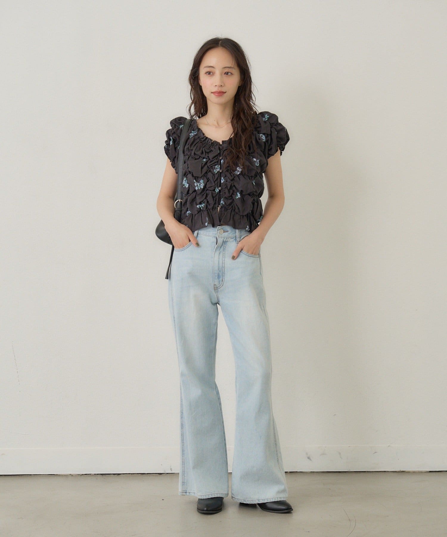 Kastane flared denim pants - Image 39