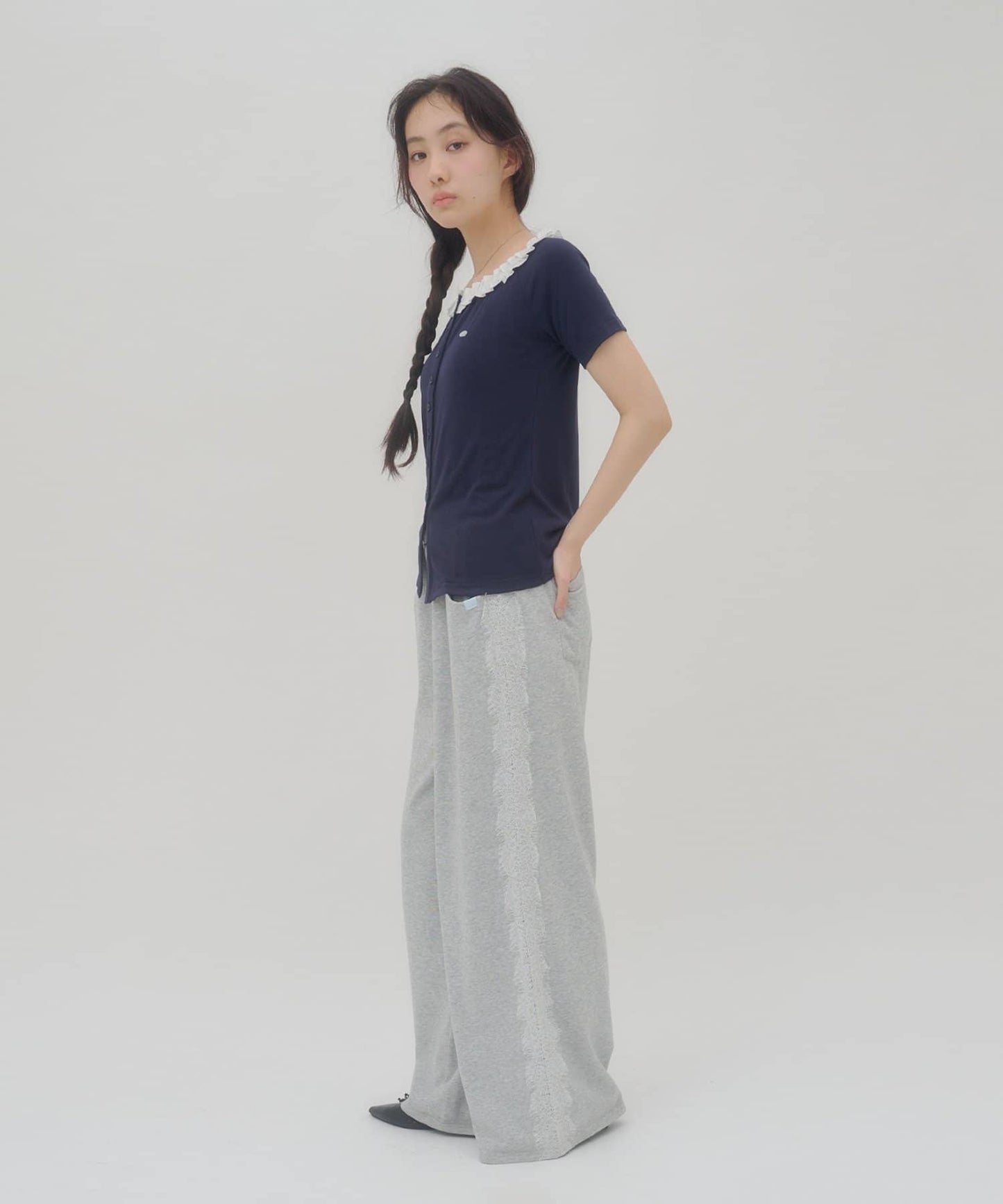 umm. By Discoat Lace邊繫帶運動褲 - Image 19
