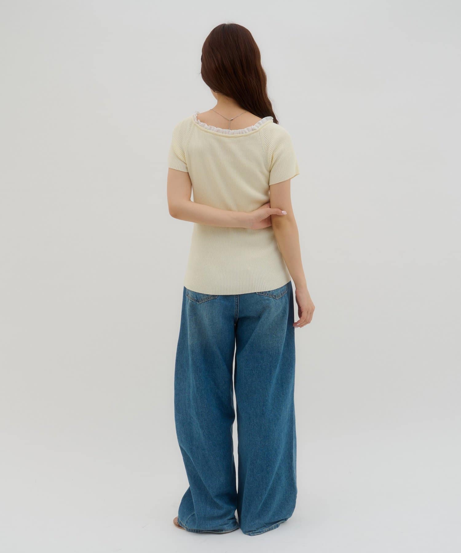 umm.By Discoat ruffled collar pullover - Image 11