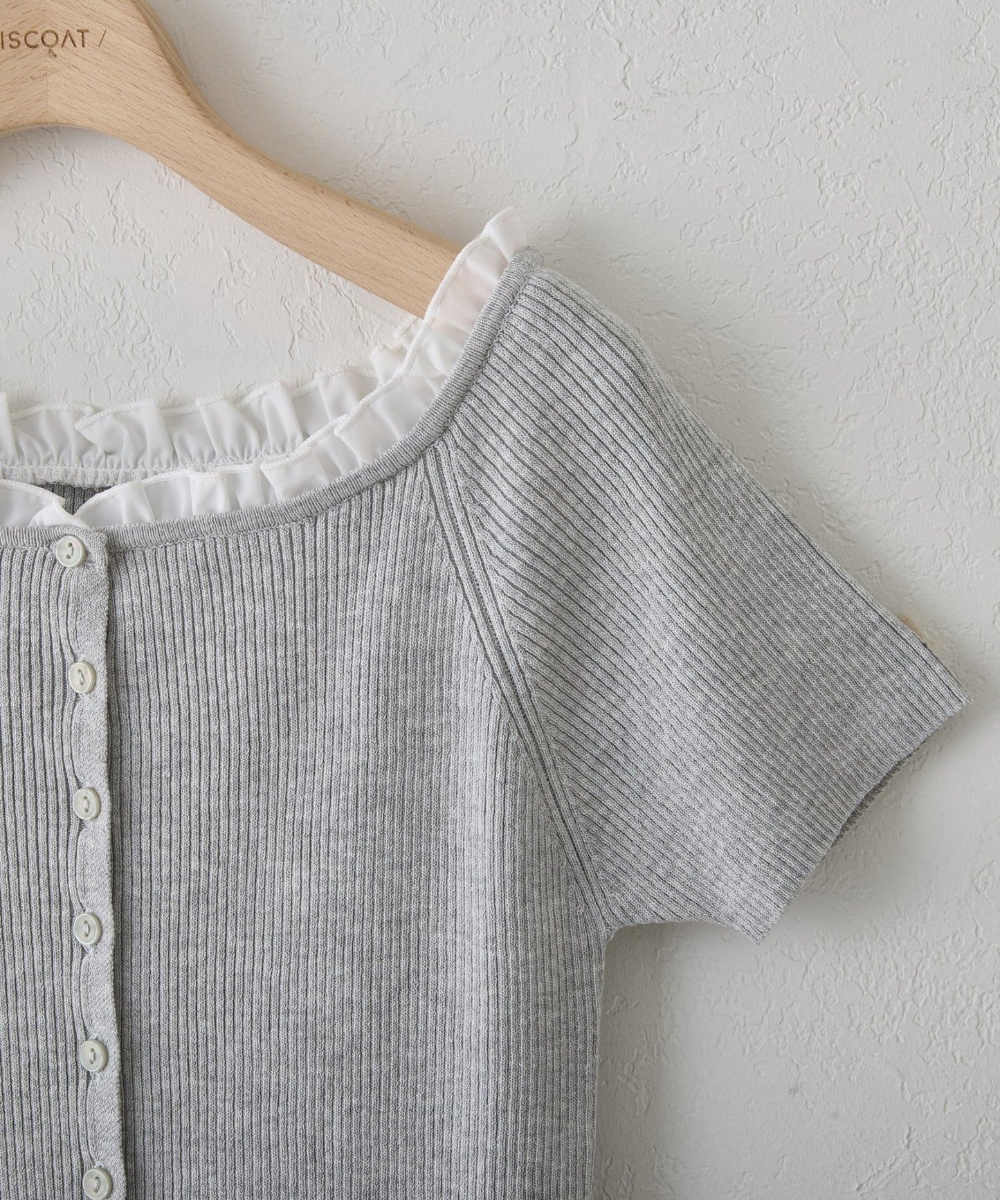 umm.By Discoat ruffled collar pullover - Image 60