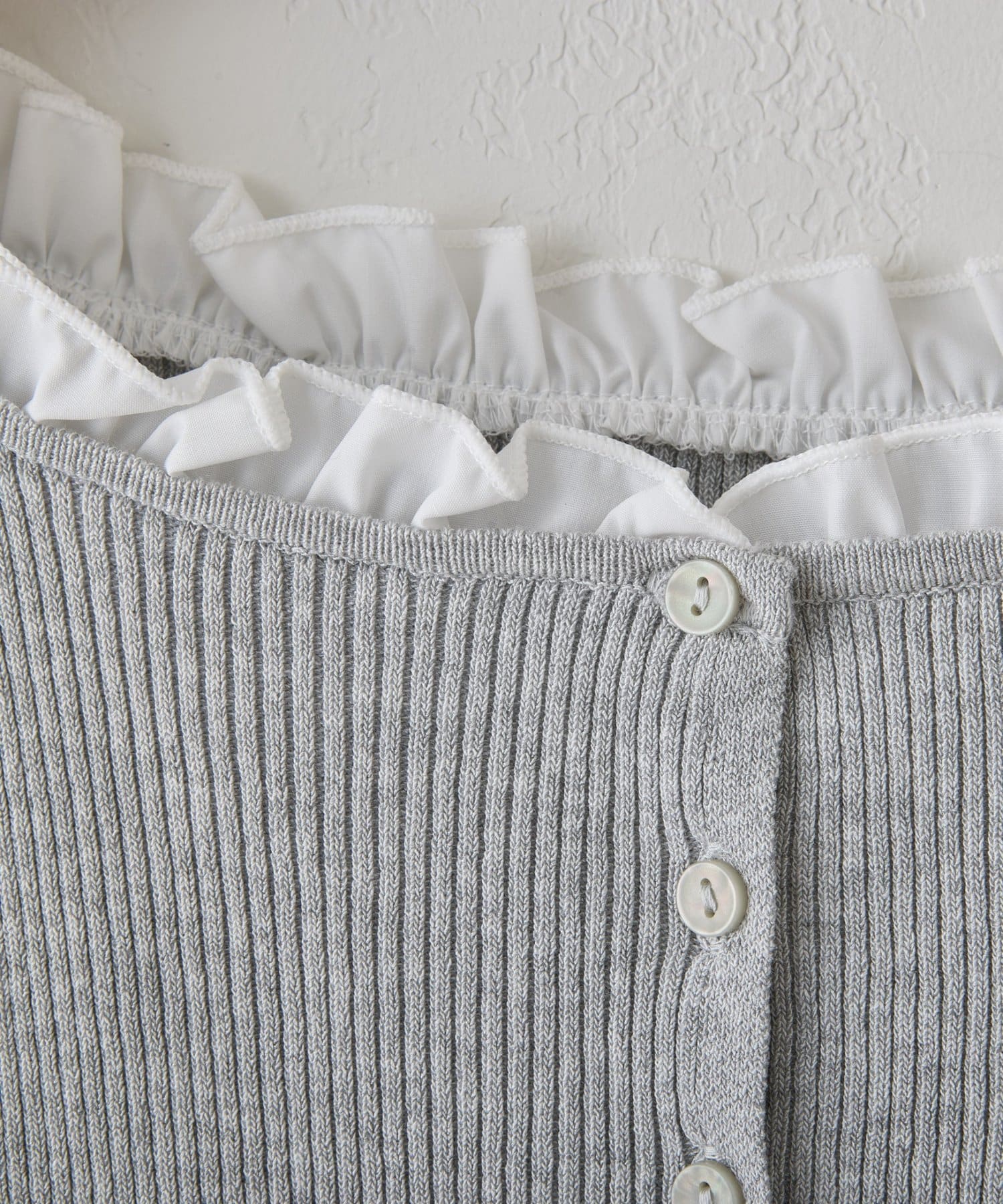 umm.By Discoat ruffled collar pullover - Image 61