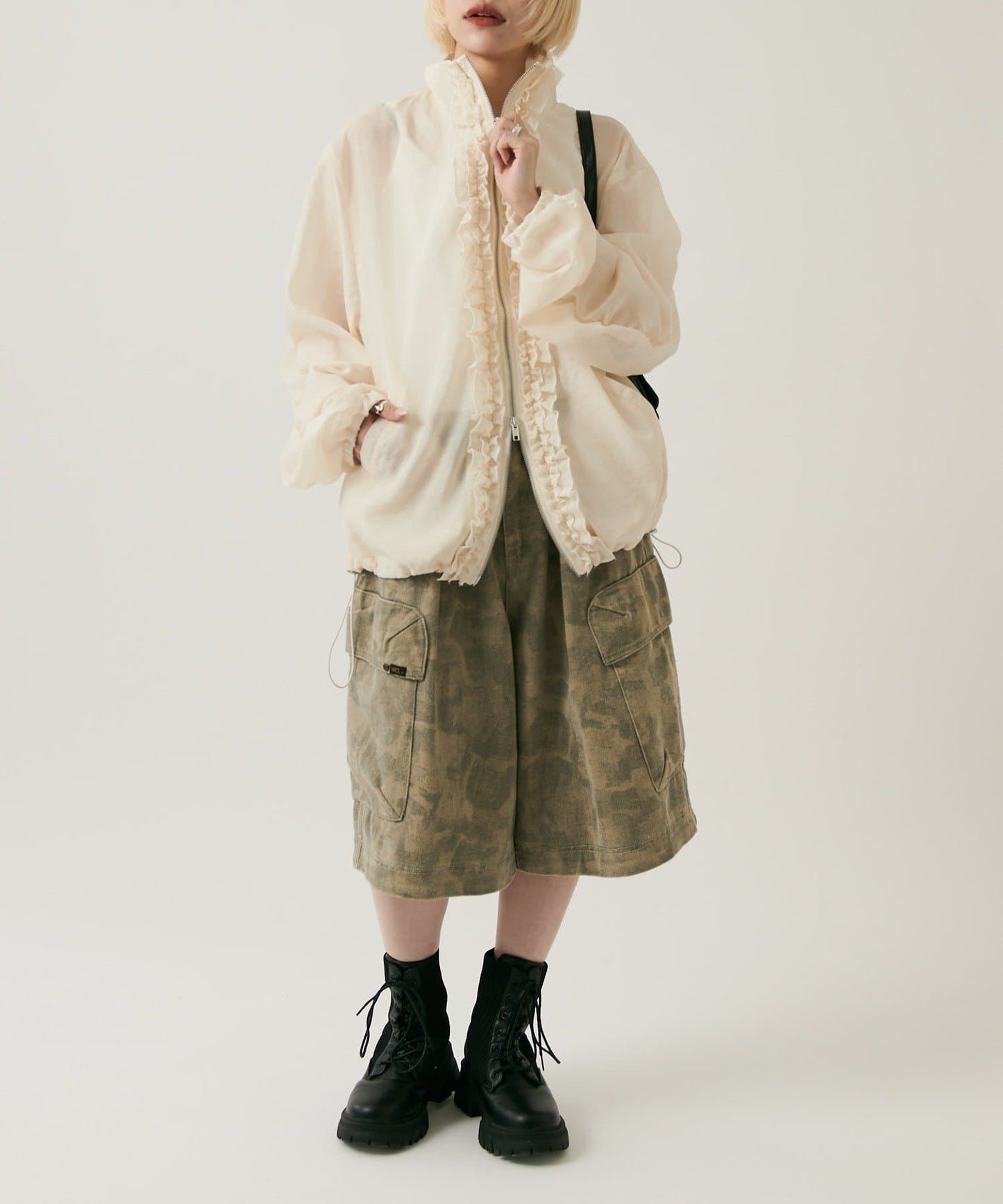 [長/短Version] w closet 薄紗荷葉邊外套 - Image 16
