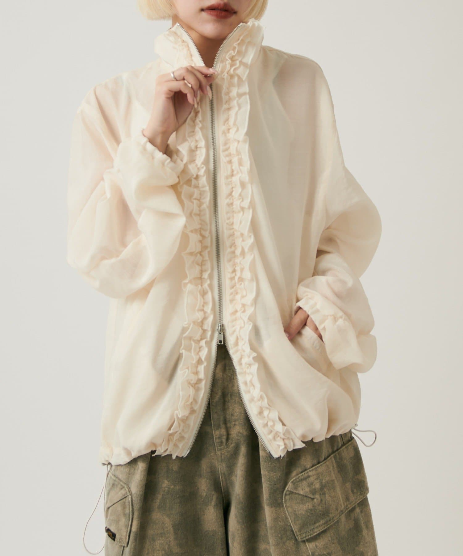[長/短Version] w closet 薄紗荷葉邊外套 - Image 5