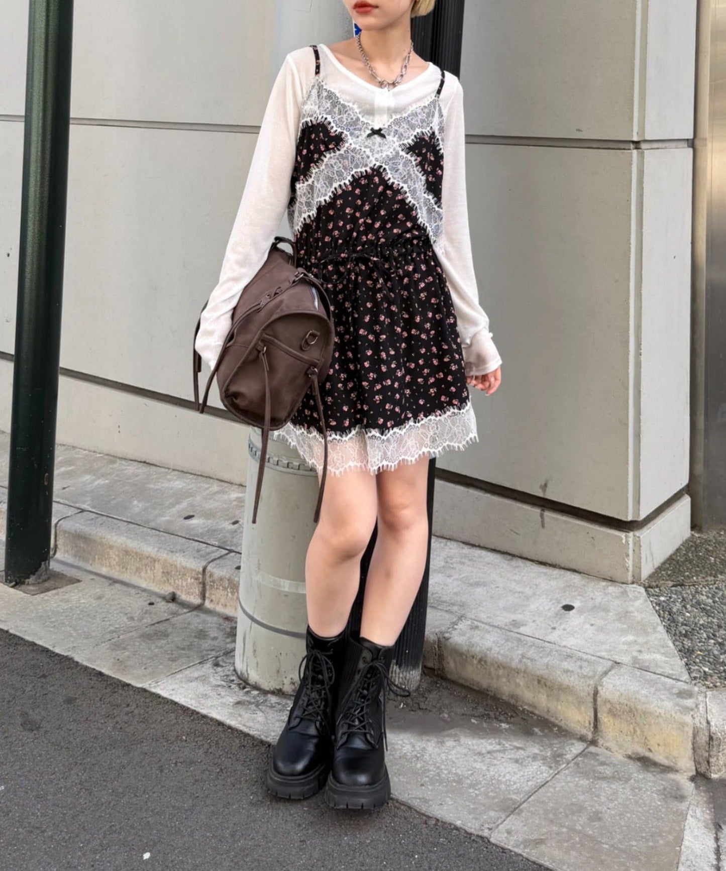 w closet v領Lace 吊帶mini ops - Image 1