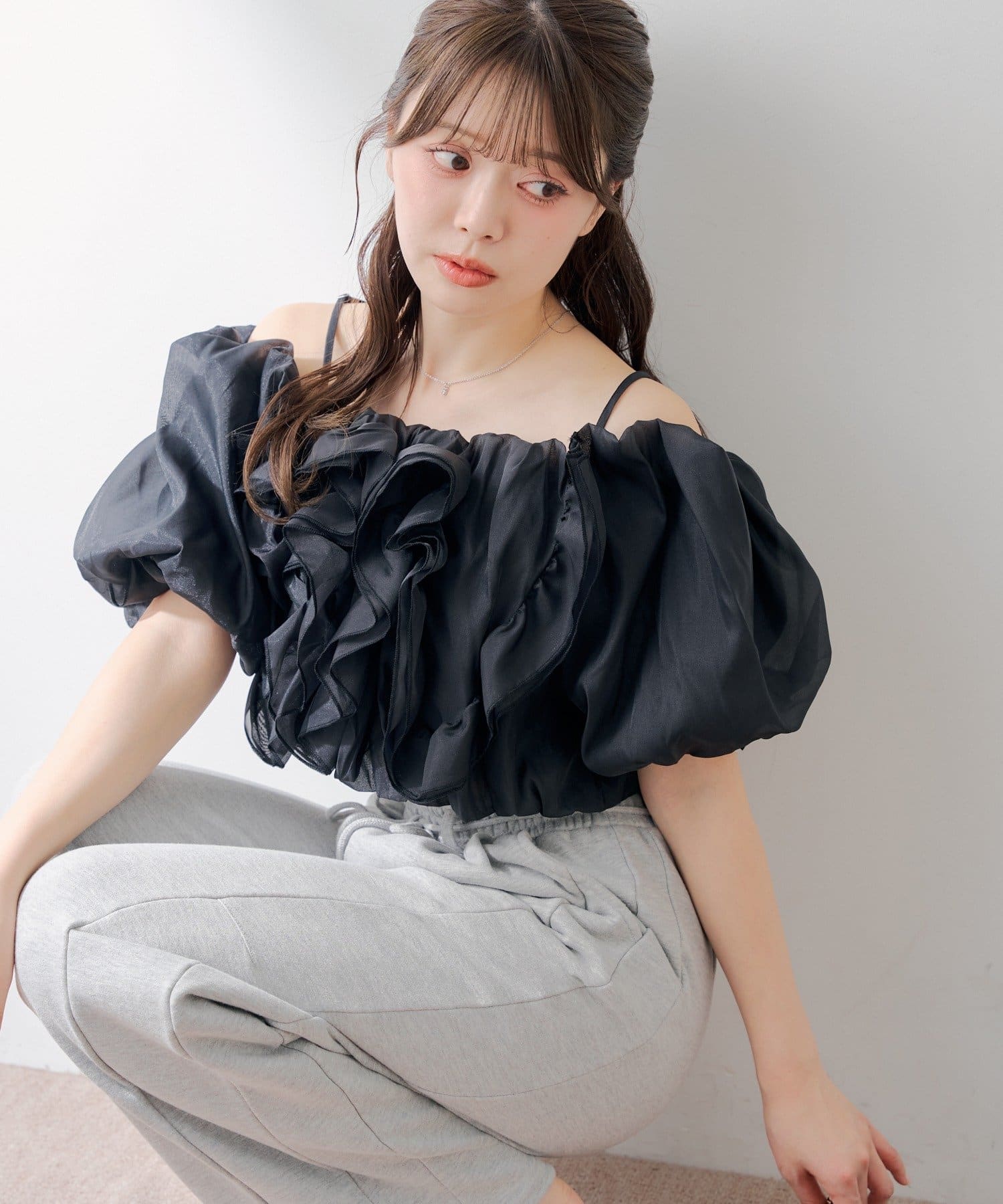 [Set Fair Item #5] CHICO 荷葉邊露肩balloon blouse - Image 15