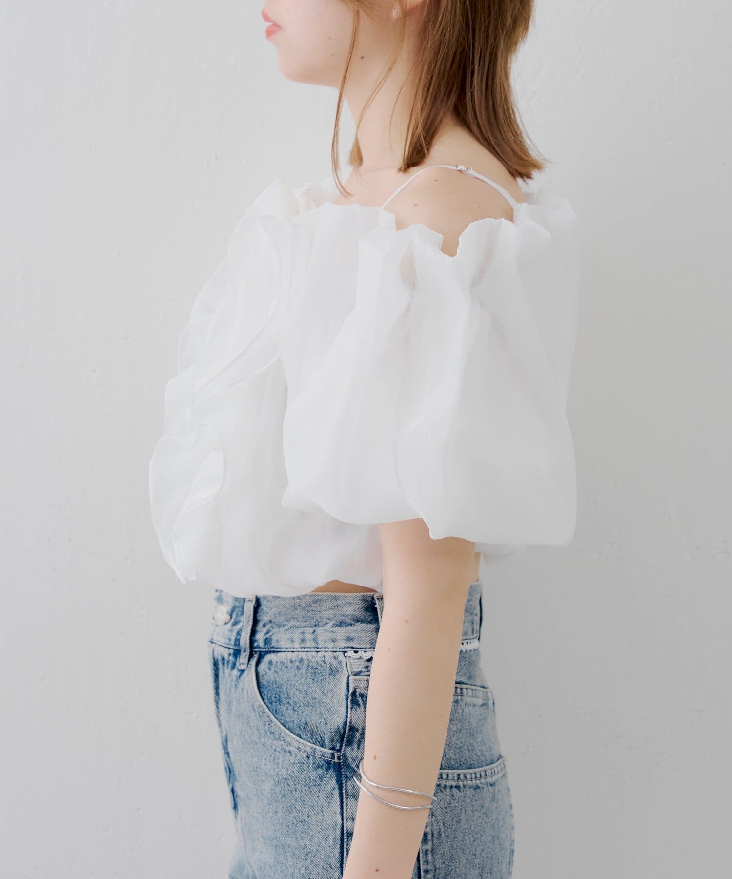 [Set Fair Item #5] CHICO 荷葉邊露肩balloon blouse - Image 24