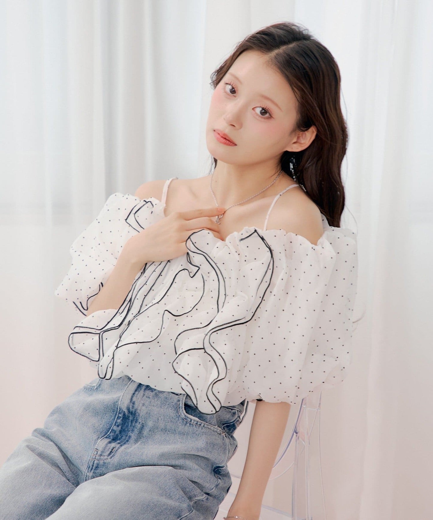 [Set Fair Item #5] CHICO 荷葉邊露肩balloon blouse - Image 11