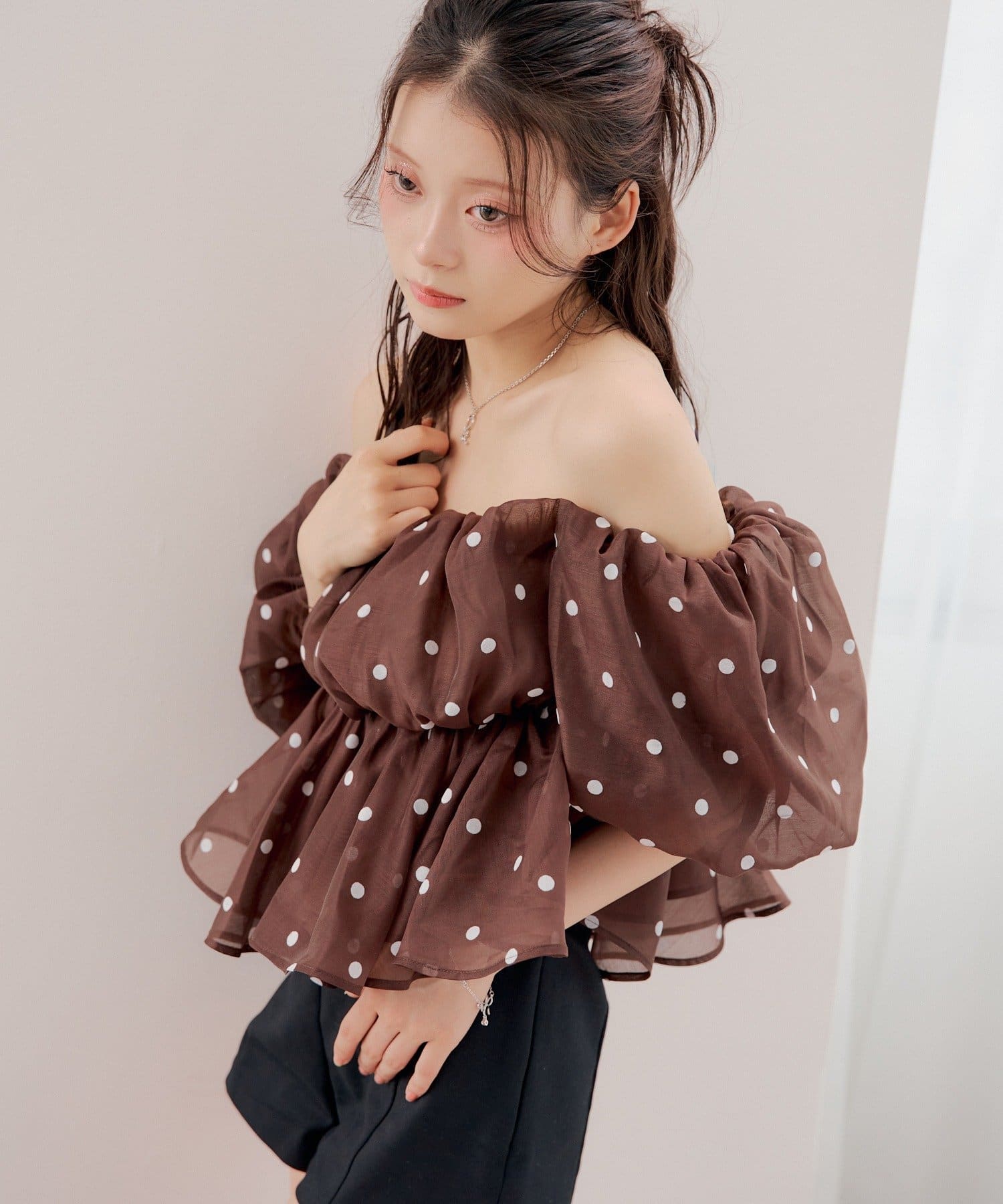 [Set Fair Item #6] CHICO 露肩泡泡袖Top - Image 15