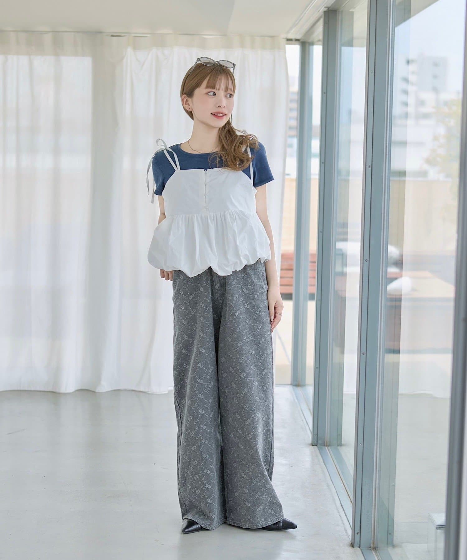 Kastane [Wide] floral embroidered denim - Image 12