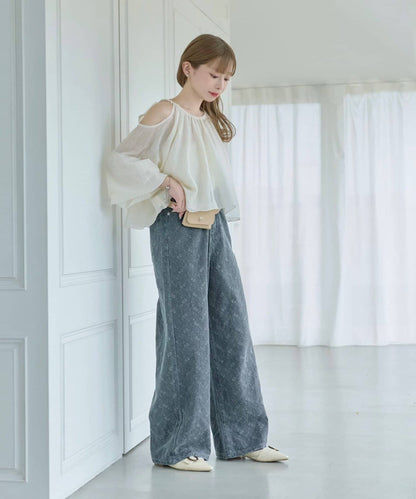 Kastane [Wide] floral embroidered denim - Image 18