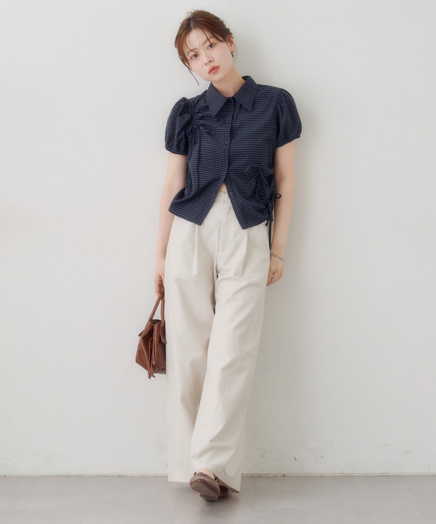 Kastane puff rubbon shirt - Image 15