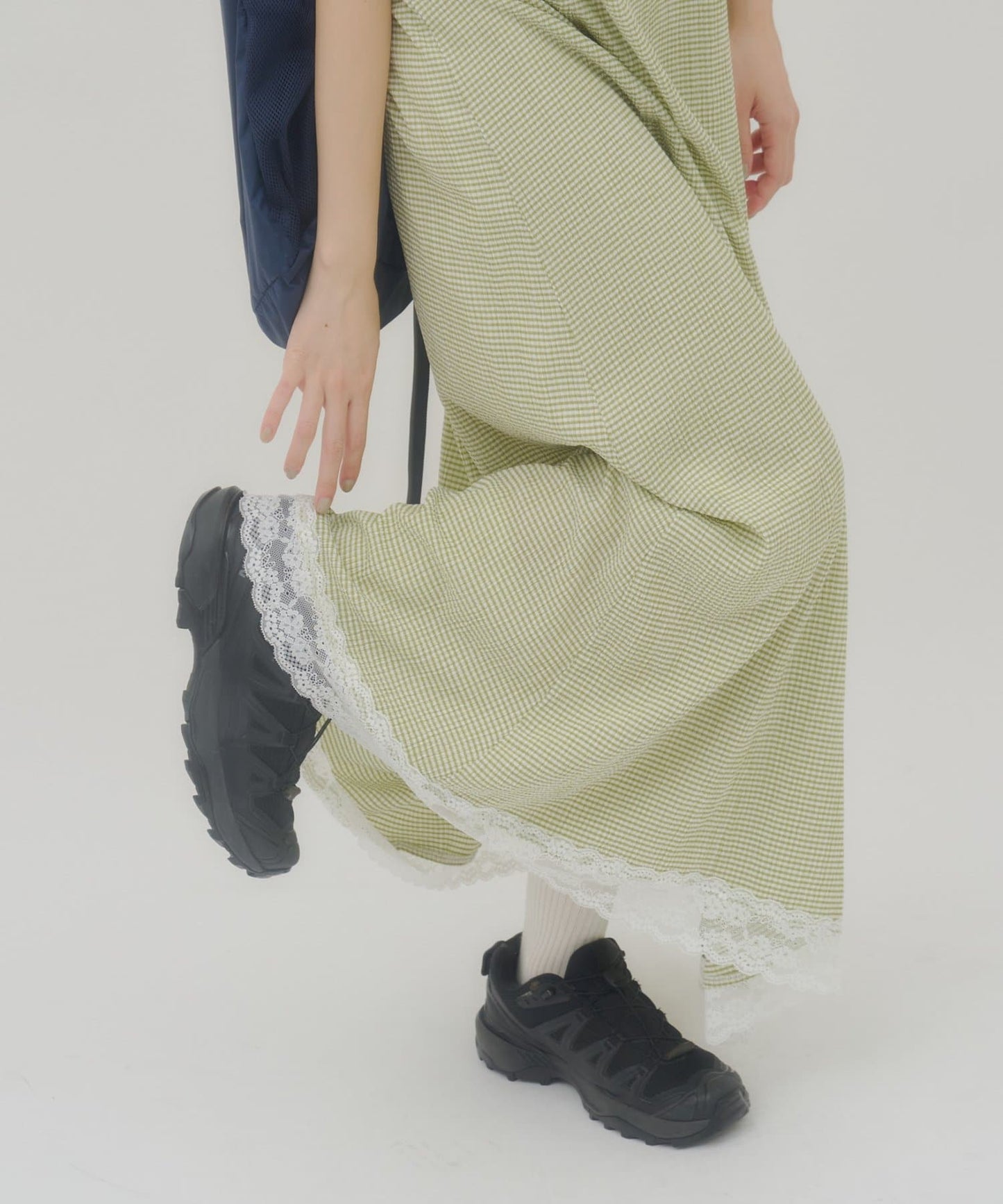 umm. By Discoat Lace下擺格仔吊帶ops - Image 8