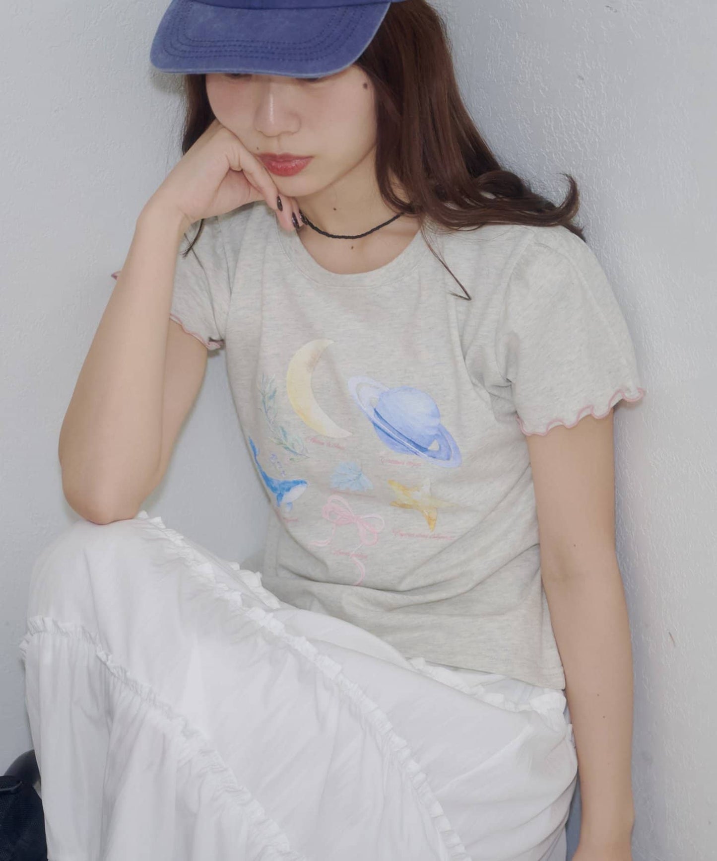 umm. By Discaot Ruffle 袖 Print Tee - Image 16