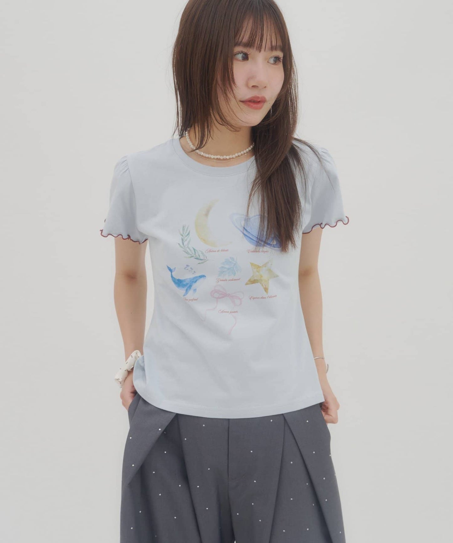 umm. By Discaot Ruffle 袖 Print Tee - Image 24