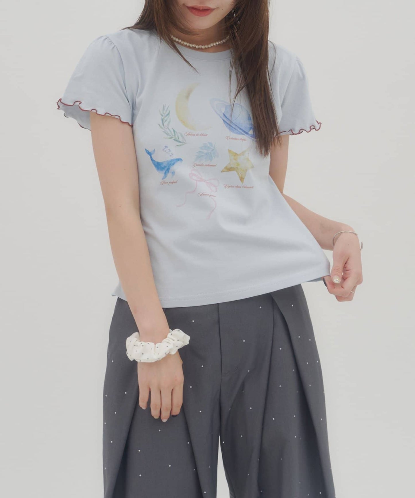 umm. By Discaot Ruffle 袖 Print Tee - Image 25