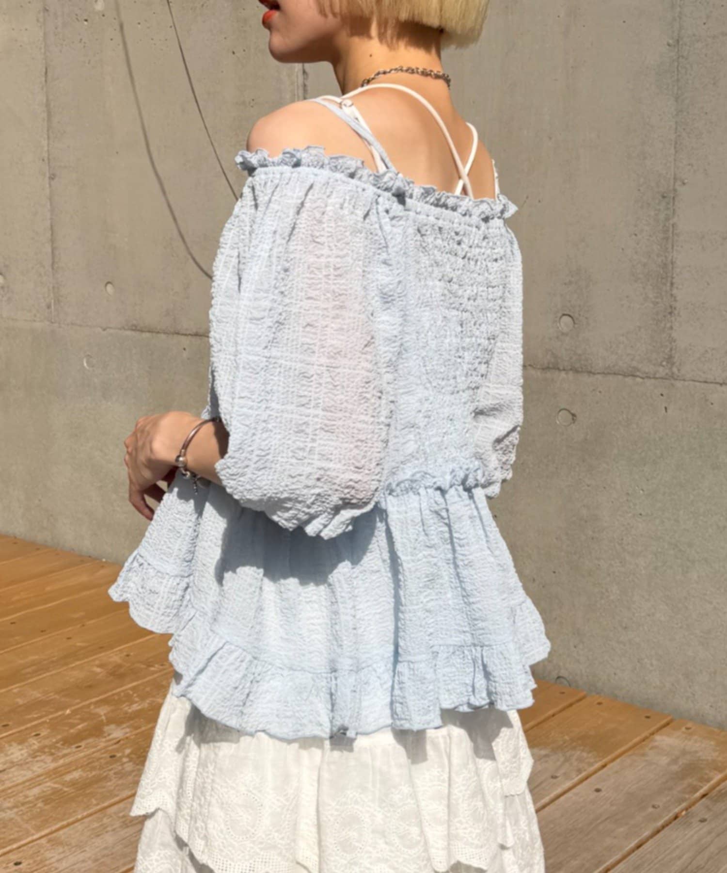 w closet Off-shoulder frill blouse - Image 24