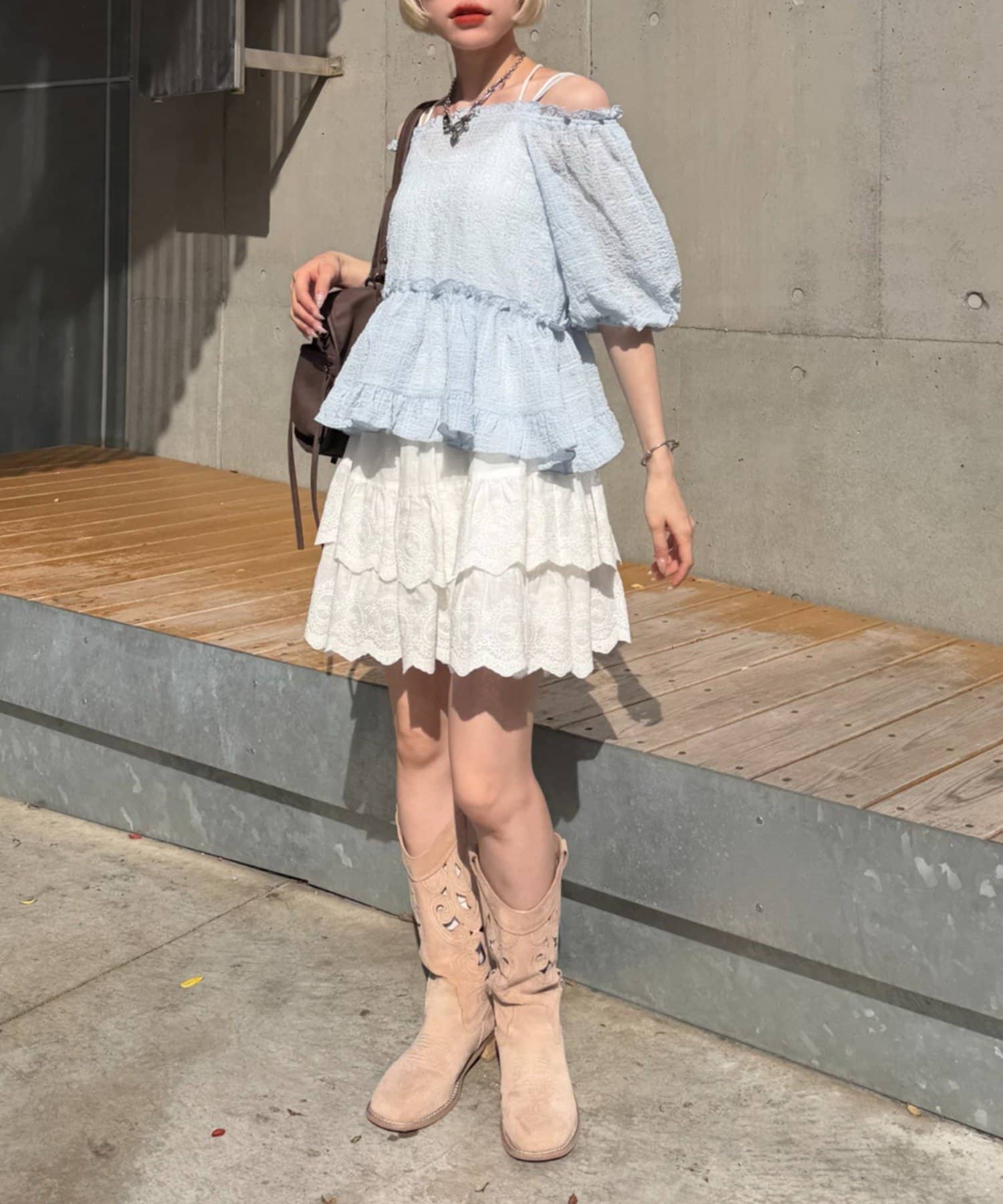 w closet Off-shoulder frill blouse - Image 27