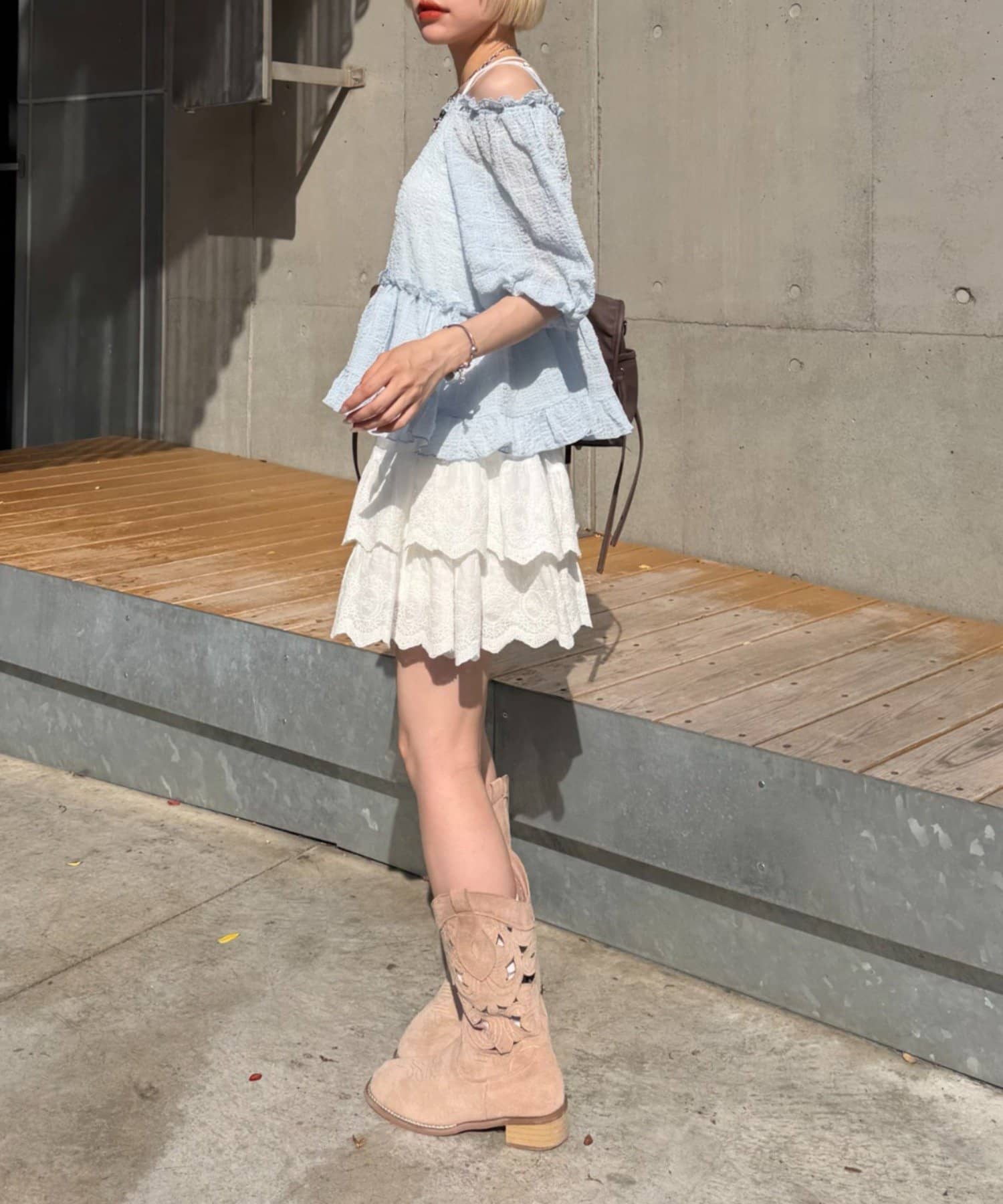 w closet Off-shoulder frill blouse - Image 28