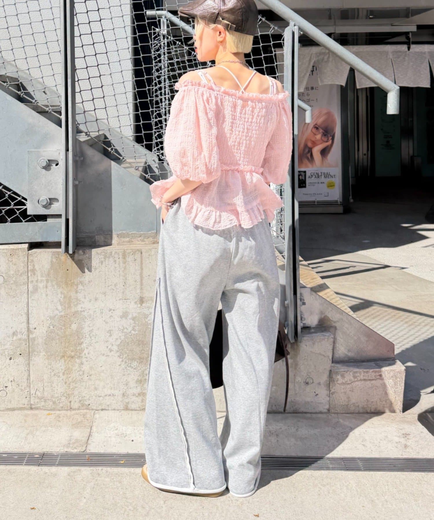 w closet Off-shoulder frill blouse - Image 38