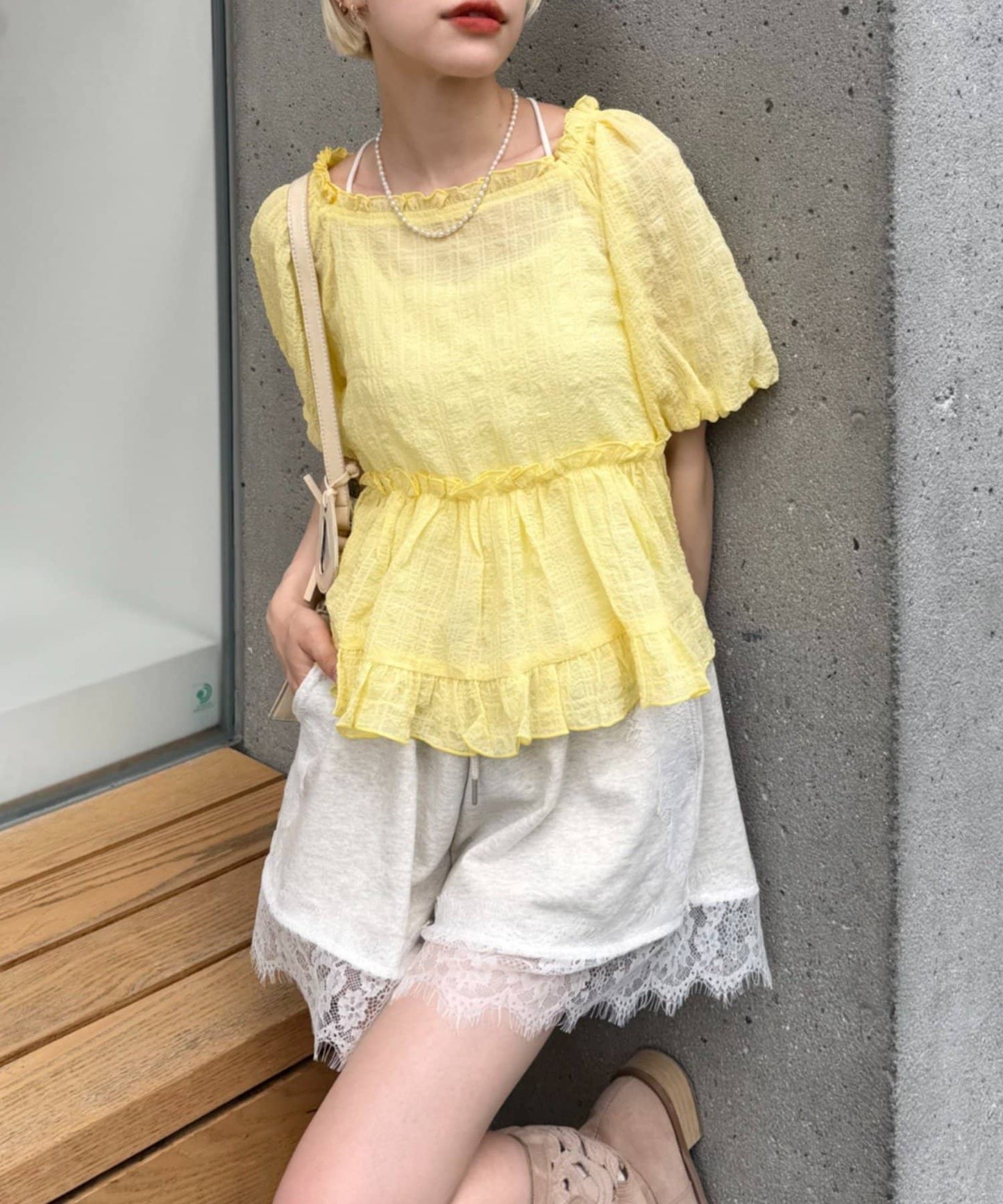 w closet Off-shoulder frill blouse - Image 40