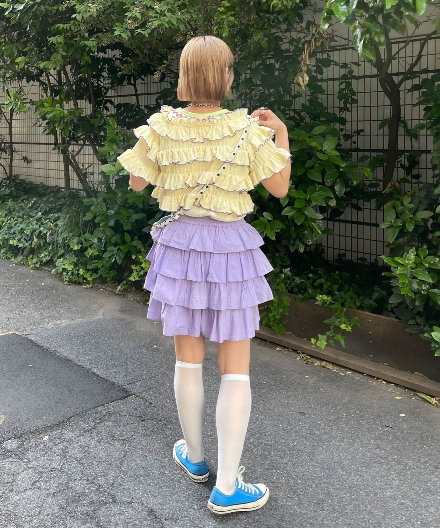 HELLO.SANFRANCISCO 2-Way Frill Mellow Top - Image 17