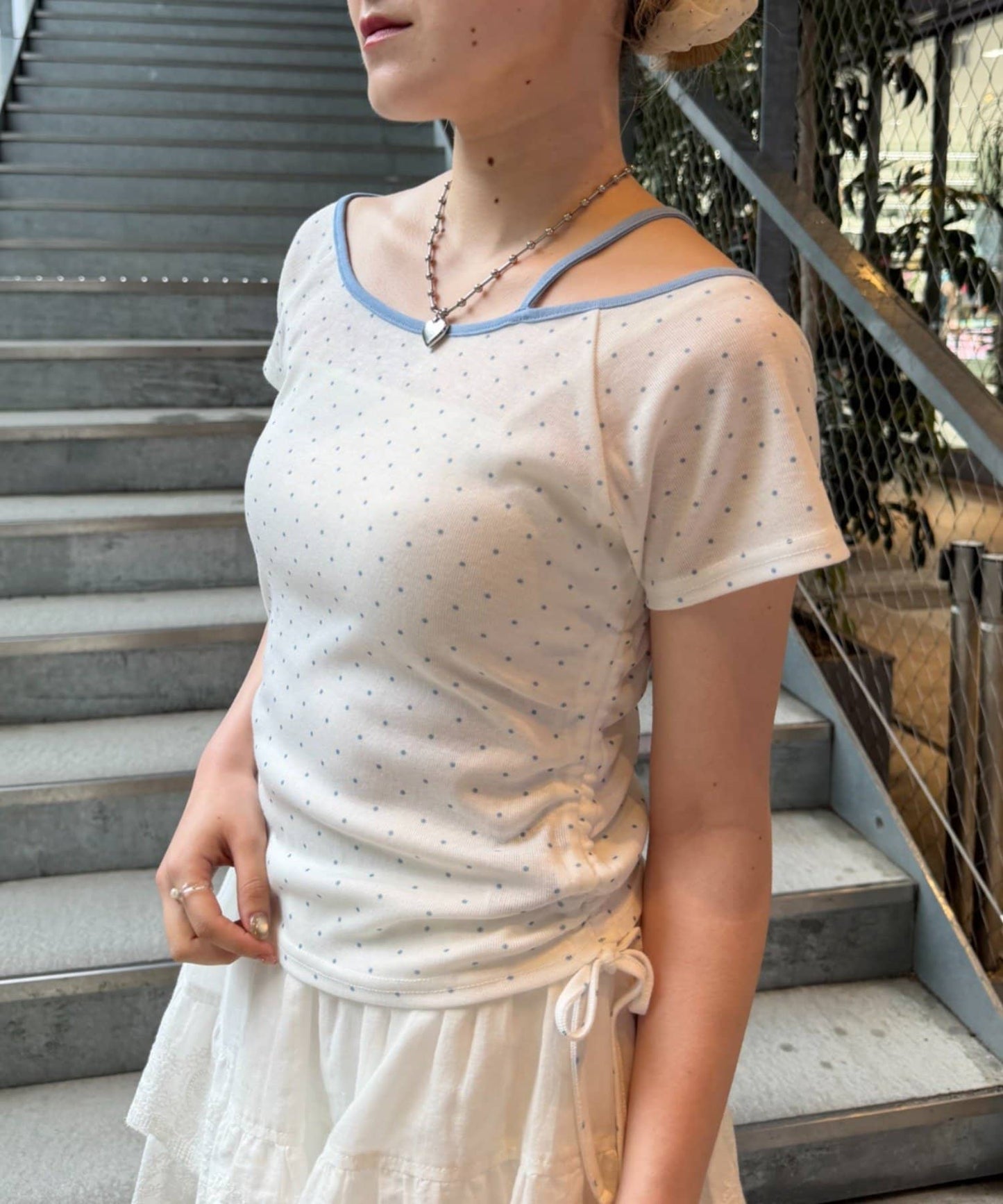 w closet 單肩Tee - Image 14