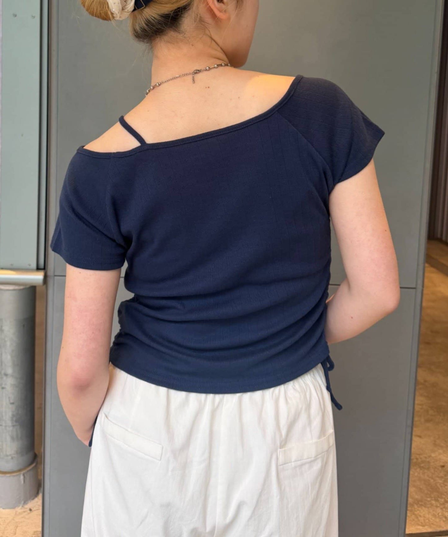w closet 單肩Tee - Image 27