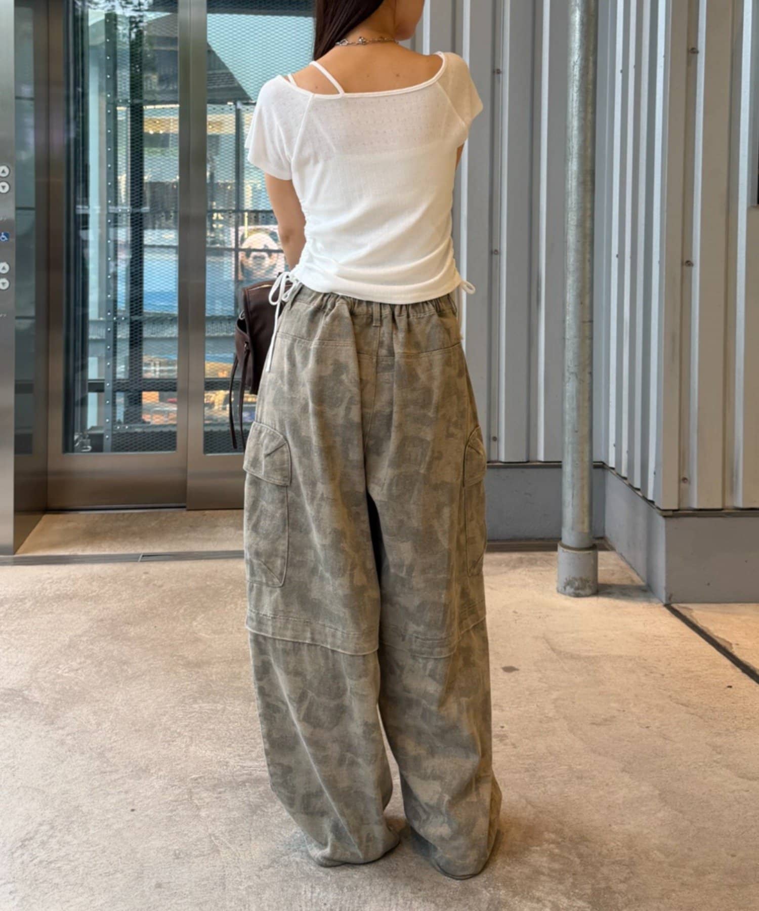 w closet 單肩Tee - Image 36