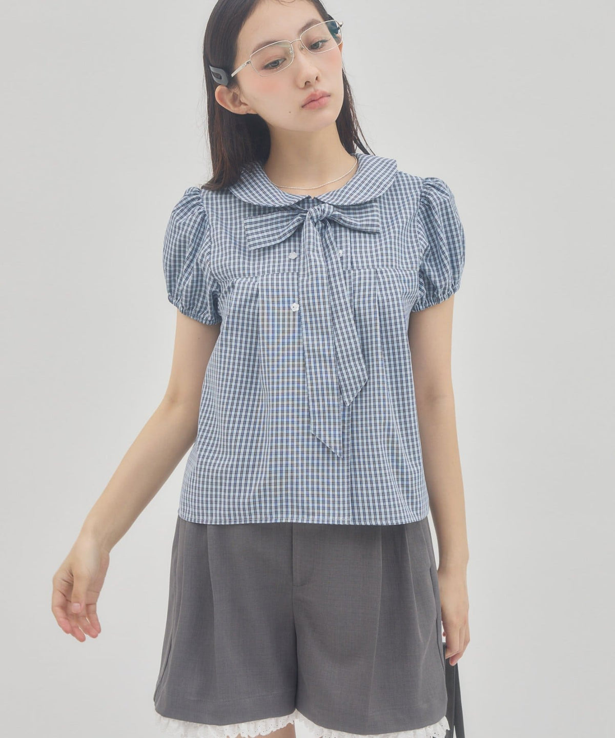umm. By Discoat 圓領泡泡袖Blouse with bow tie - Image 3