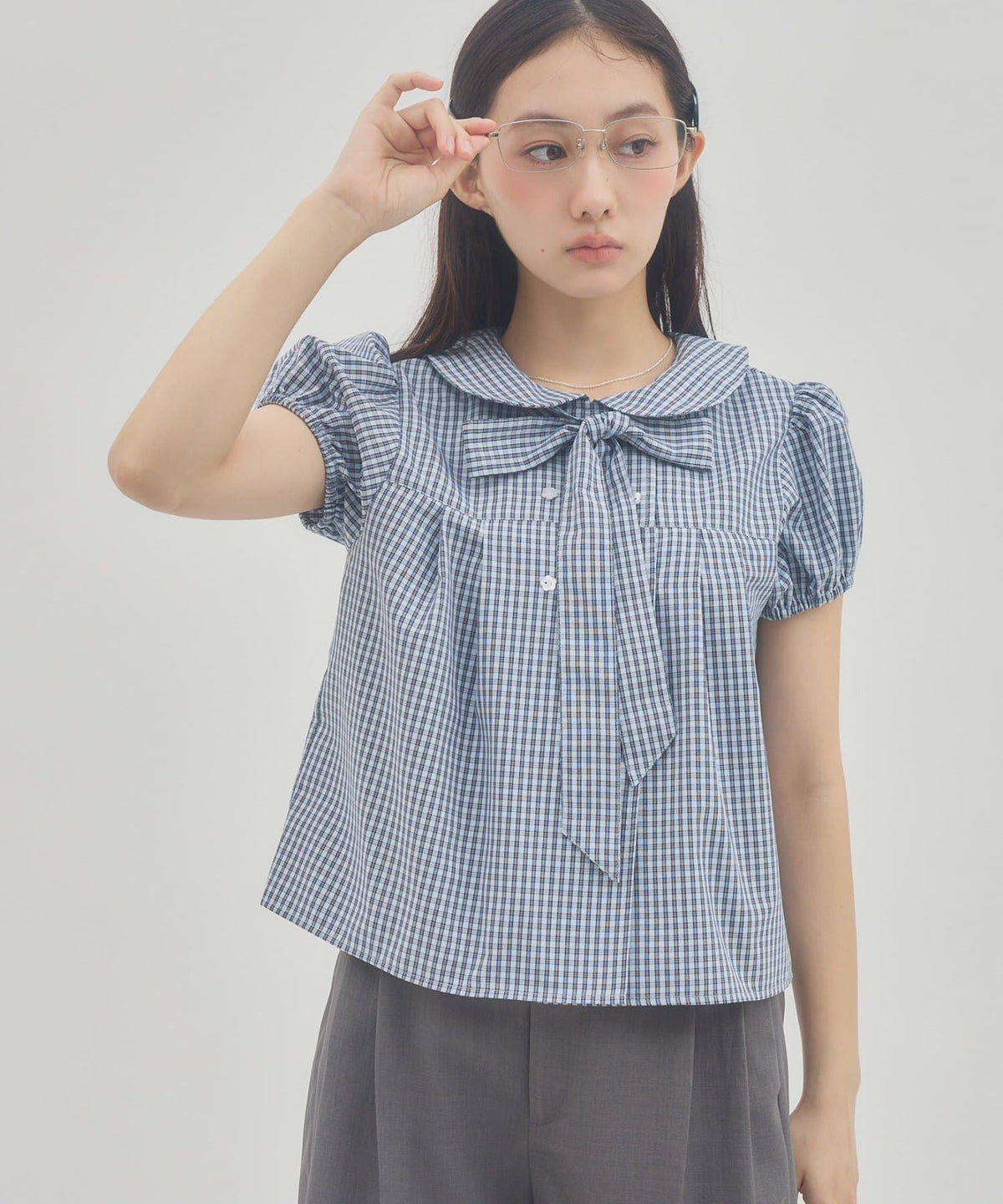 umm. By Discoat 圓領泡泡袖Blouse with bow tie - Image 4