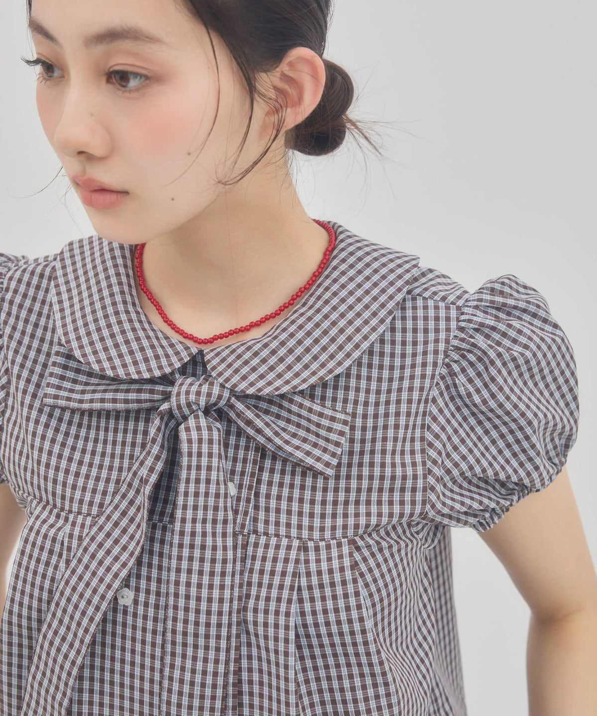 umm. By Discoat 圓領泡泡袖Blouse with bow tie - Image 23